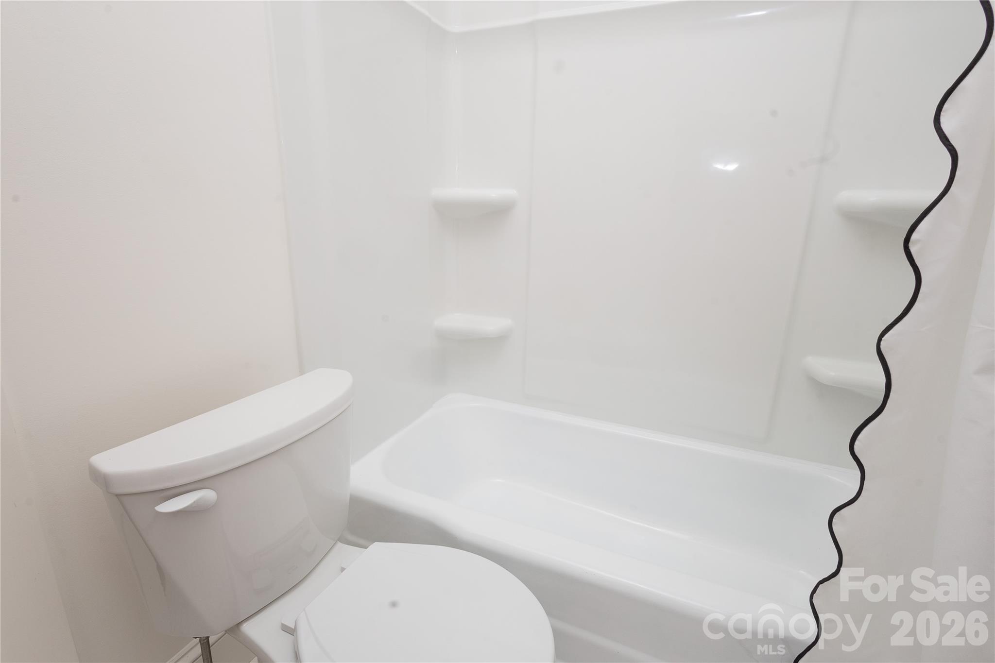 346 Park Avenue Property Photo 33