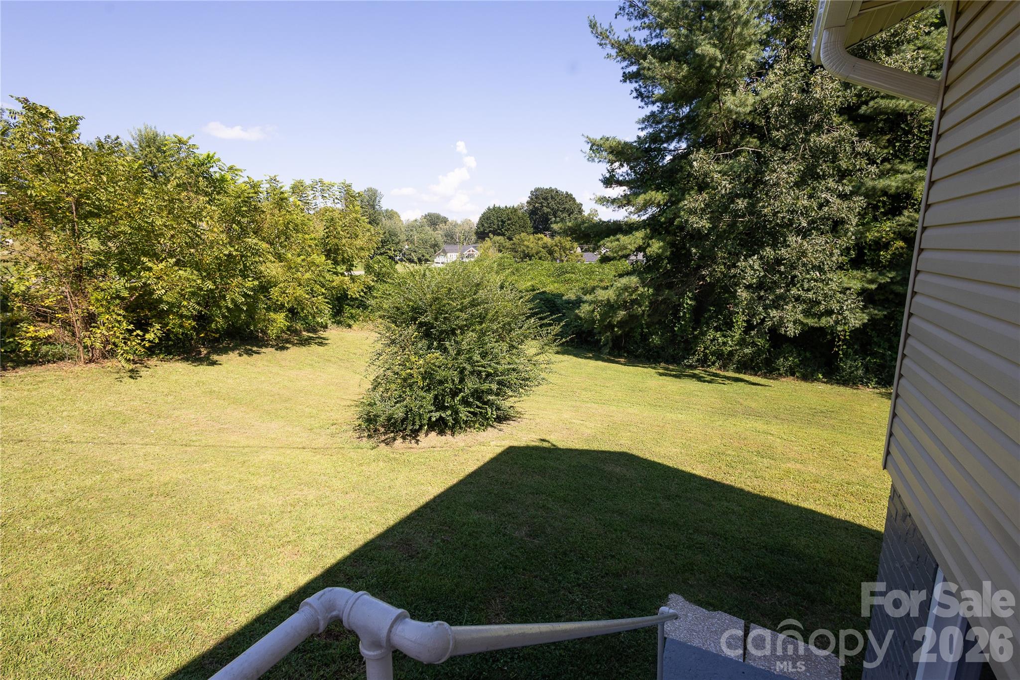 346 Park Avenue Property Photo 39