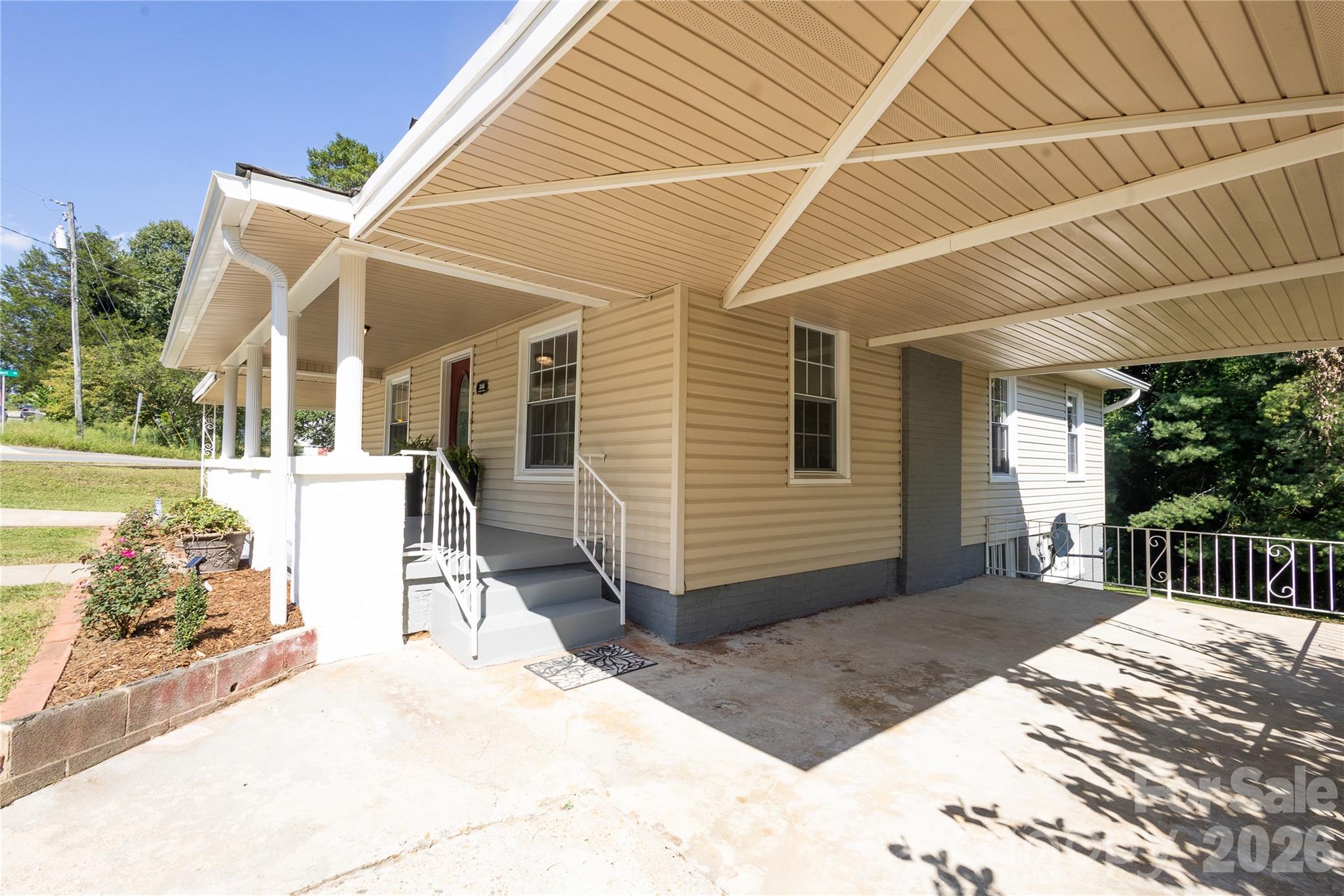 346 Park Avenue Property Photo 43