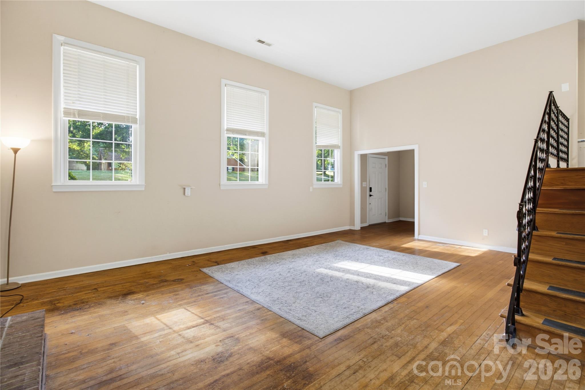 5675 Sweetbriar Road Property Photo 7