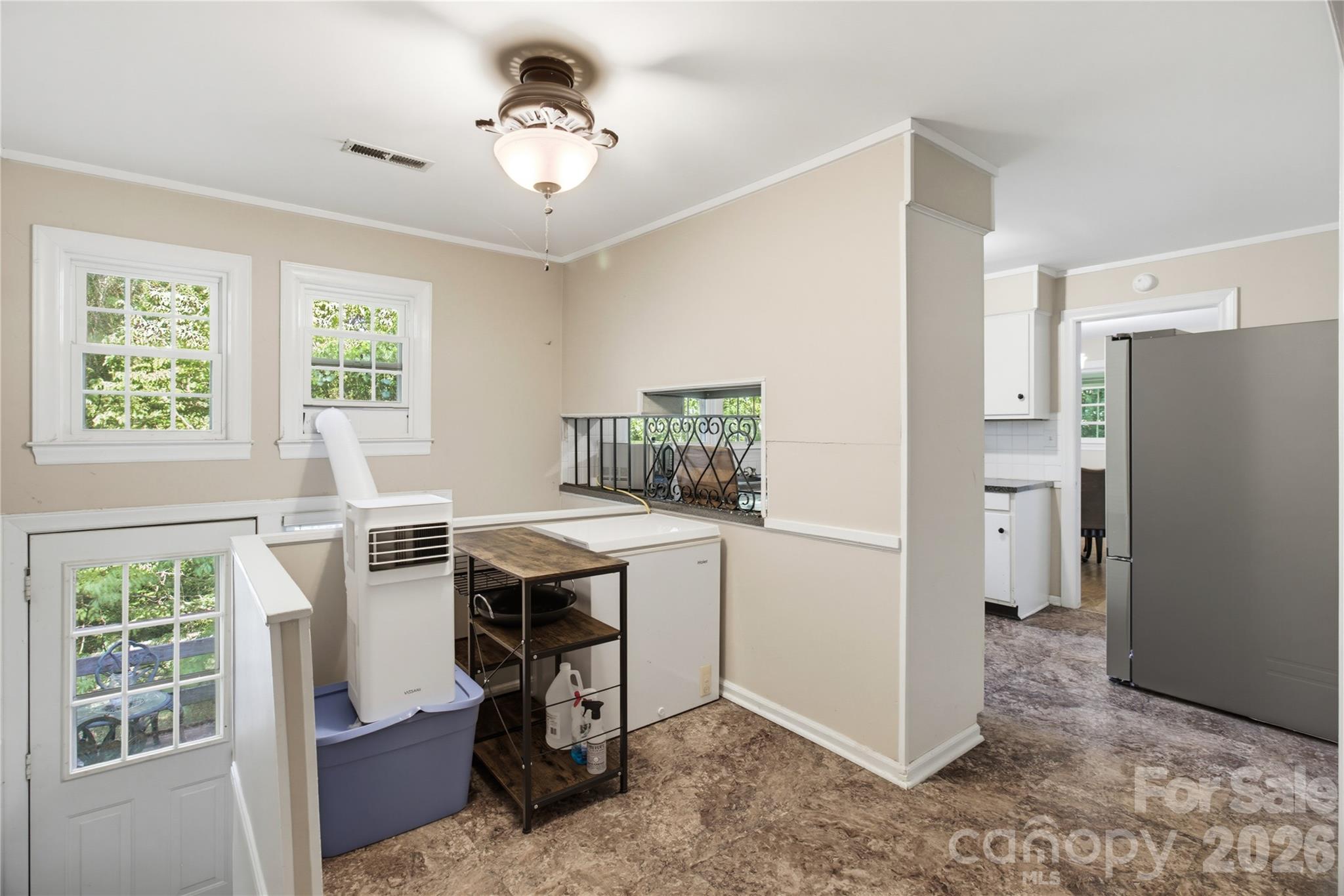 5675 Sweetbriar Road Property Photo 17