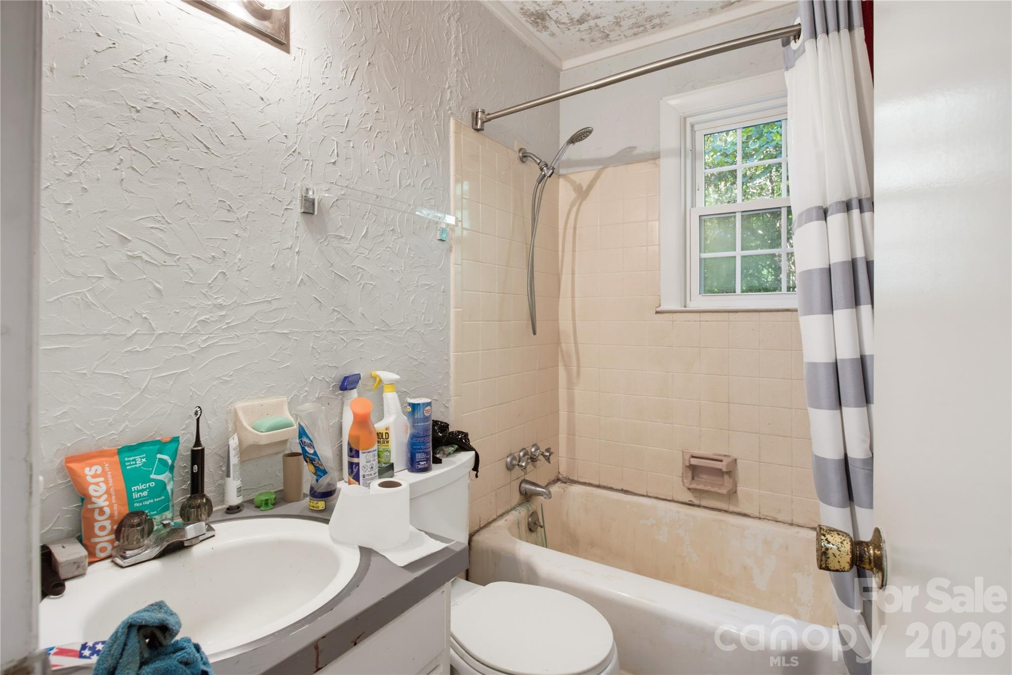 5675 Sweetbriar Road Property Photo 23