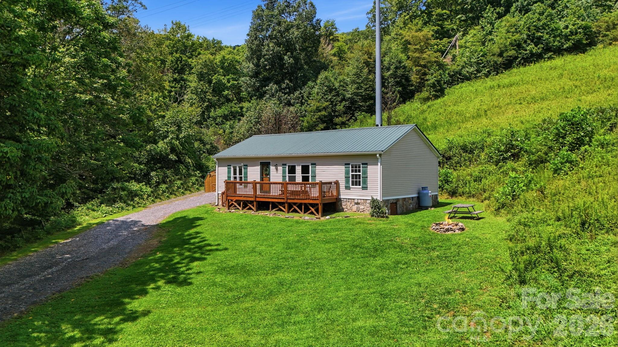 8807 Nc Hwy 194 None Property Photo 2