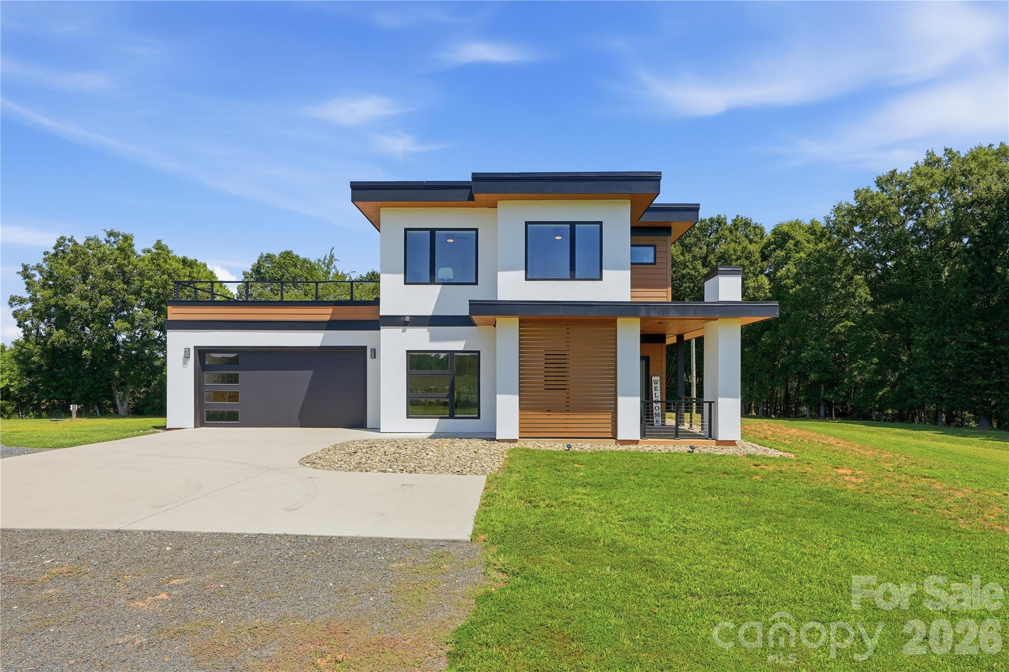 32492 Hugh Road Property Photo 2