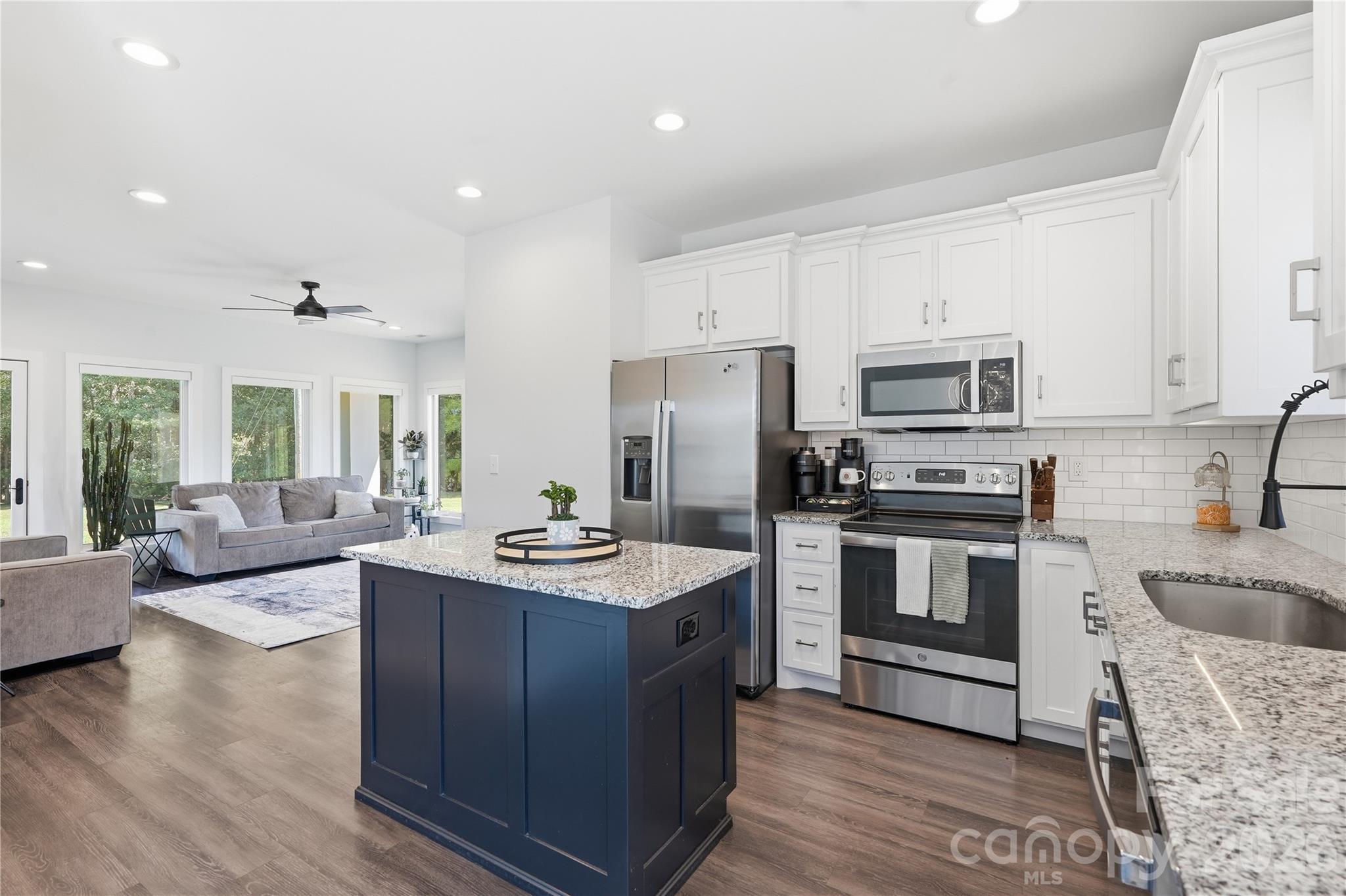 32492 Hugh Road Property Photo 11