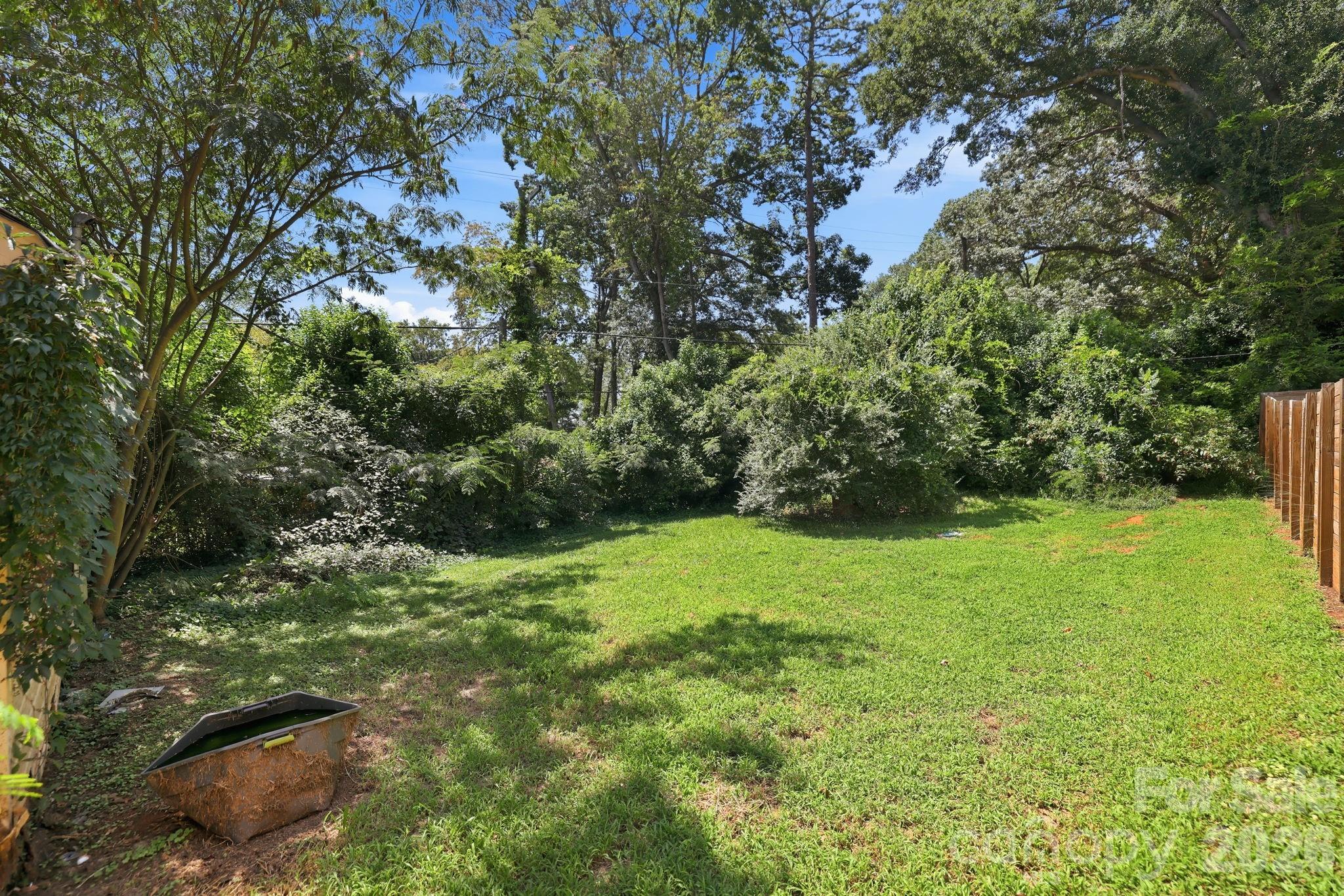 2840 Cowles Road Property Photo 4