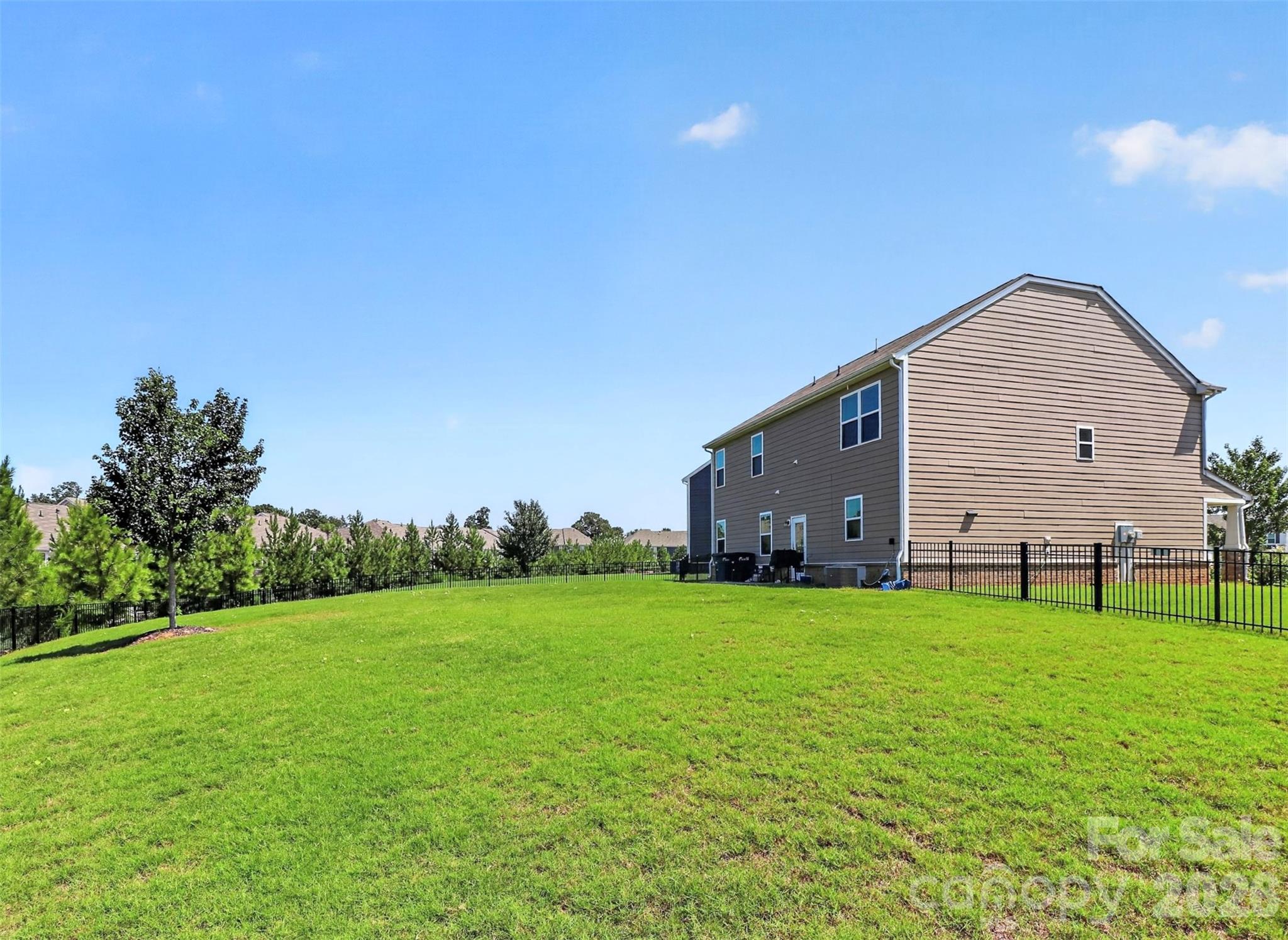 2819 Dominion Court Property Photo 30