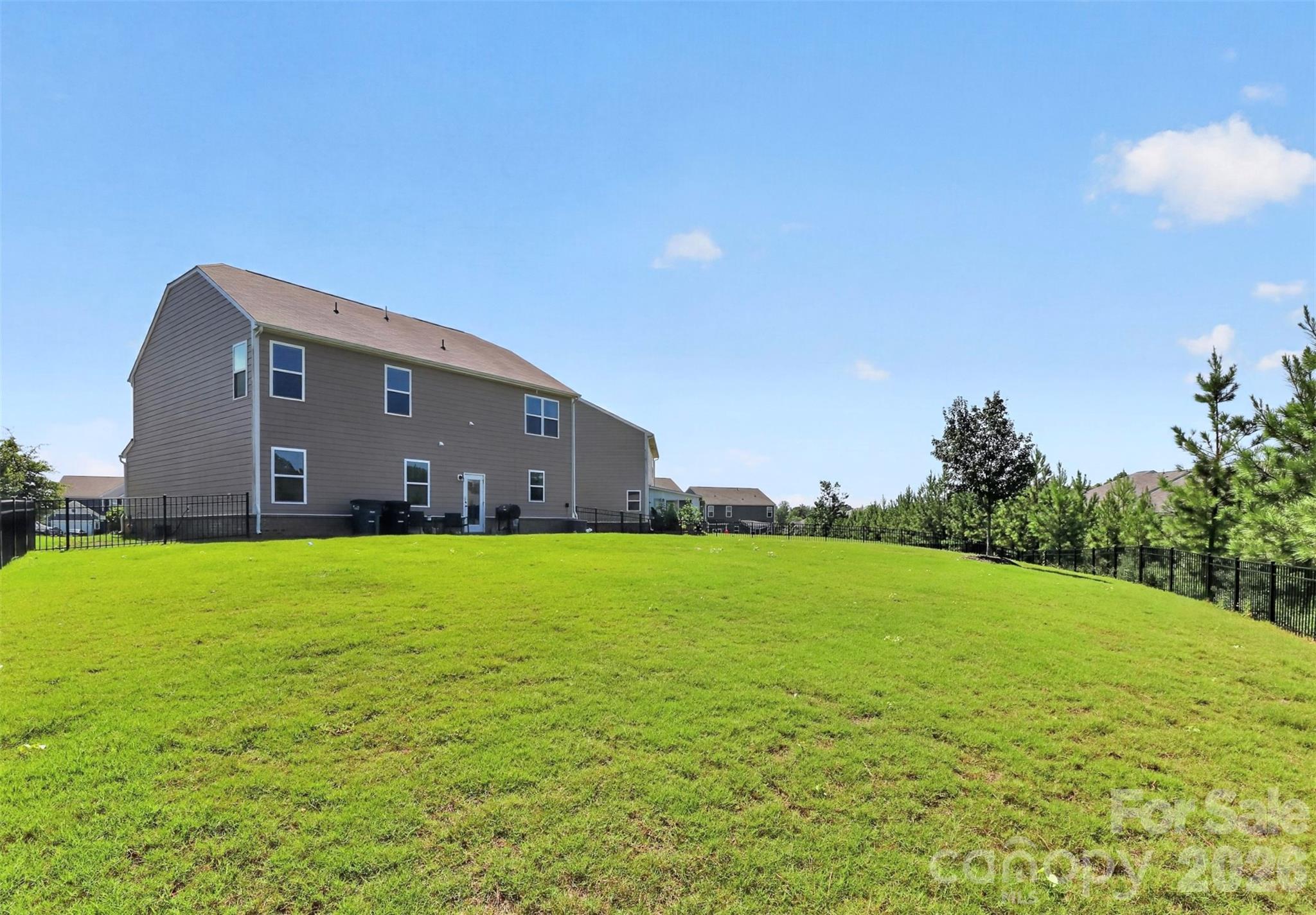 2819 Dominion Court Property Photo 37