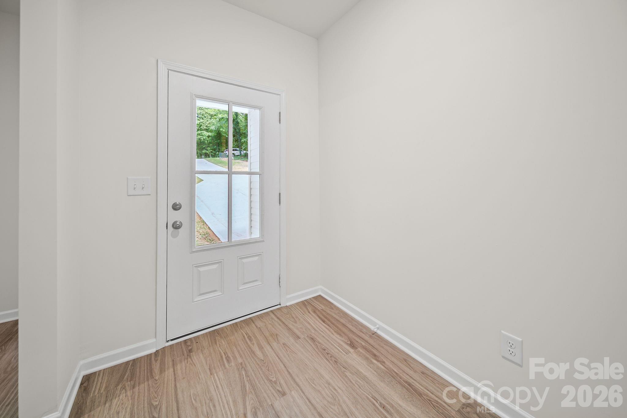 203 Hermitage Court Property Photo 4