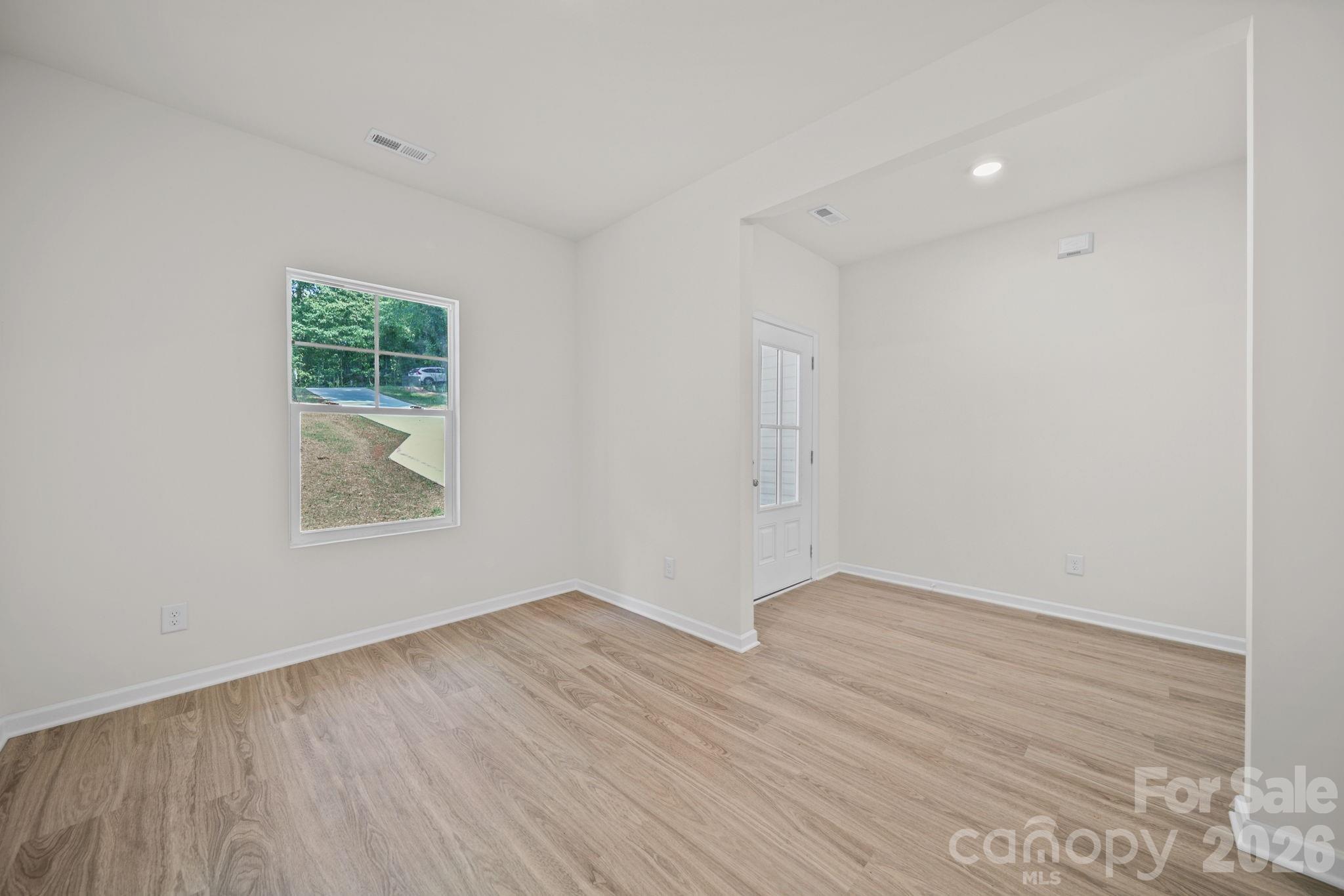 203 Hermitage Court Property Photo 5