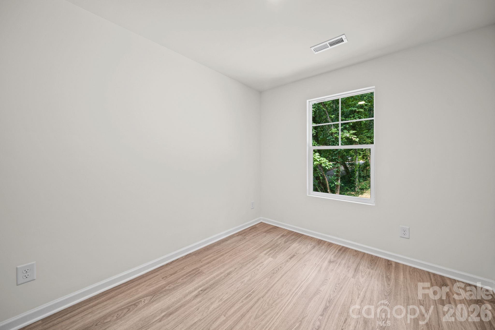 203 Hermitage Court Property Photo 24