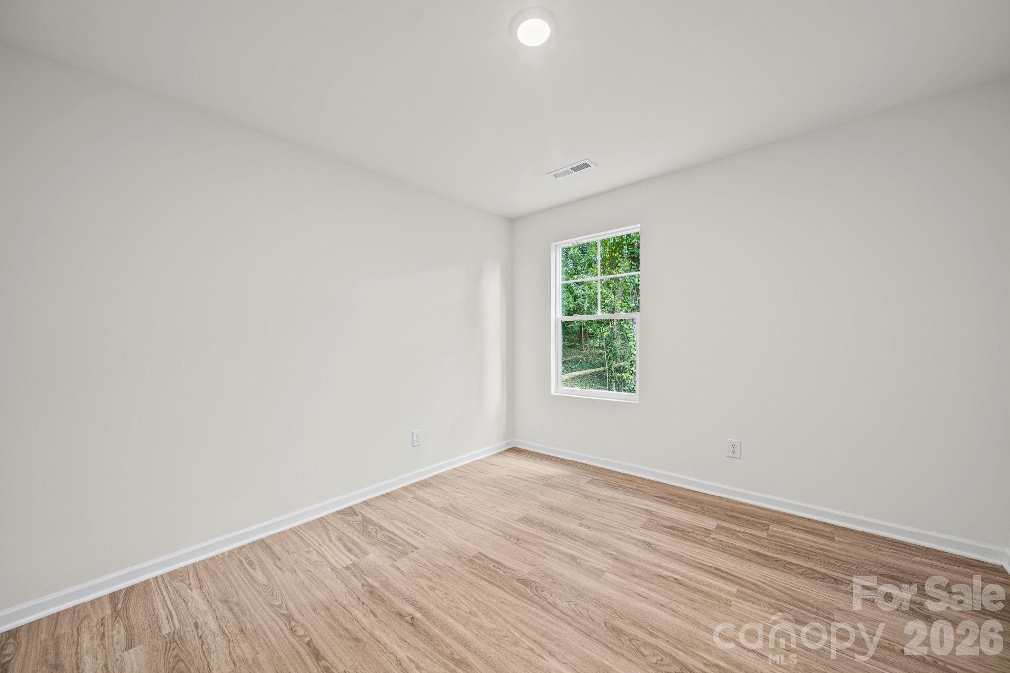 203 Hermitage Court Property Photo 28
