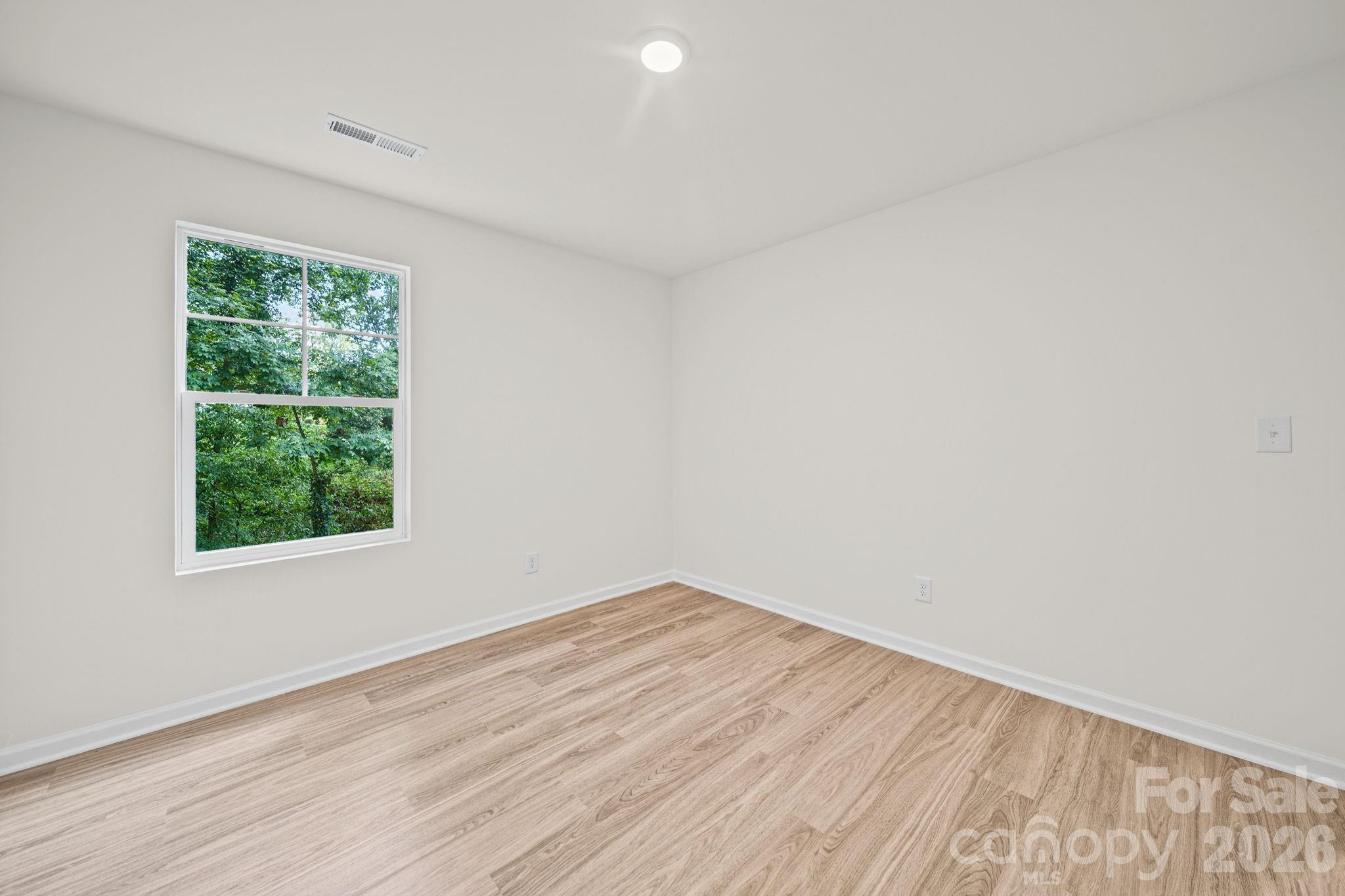 203 Hermitage Court Property Photo 29