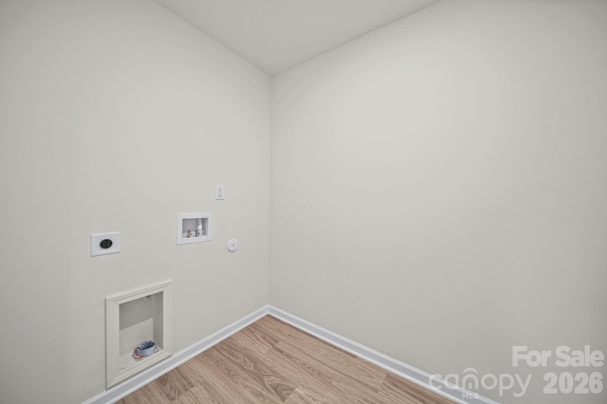 203 Hermitage Court Property Photo 33