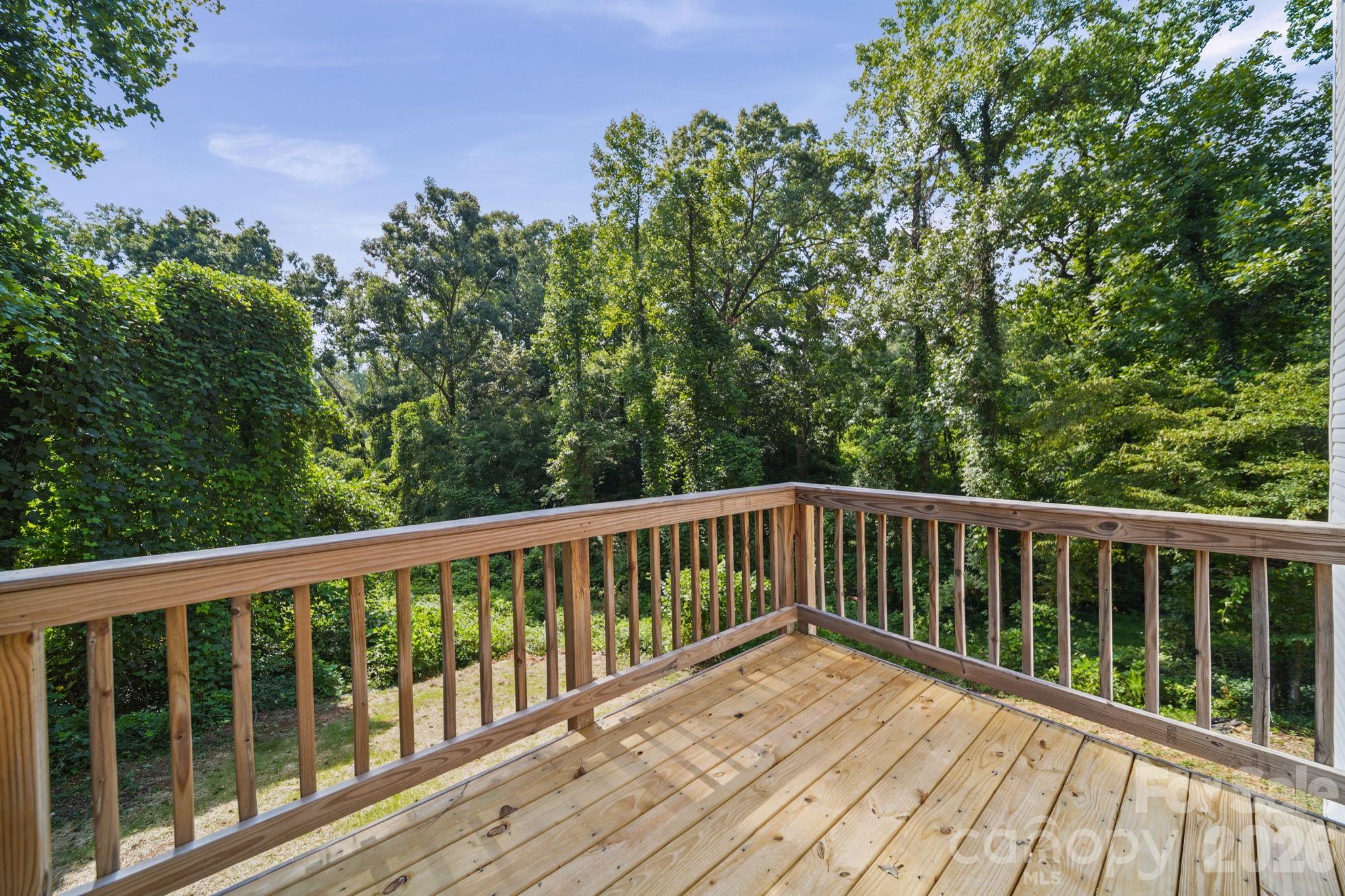203 Hermitage Court Property Photo 35