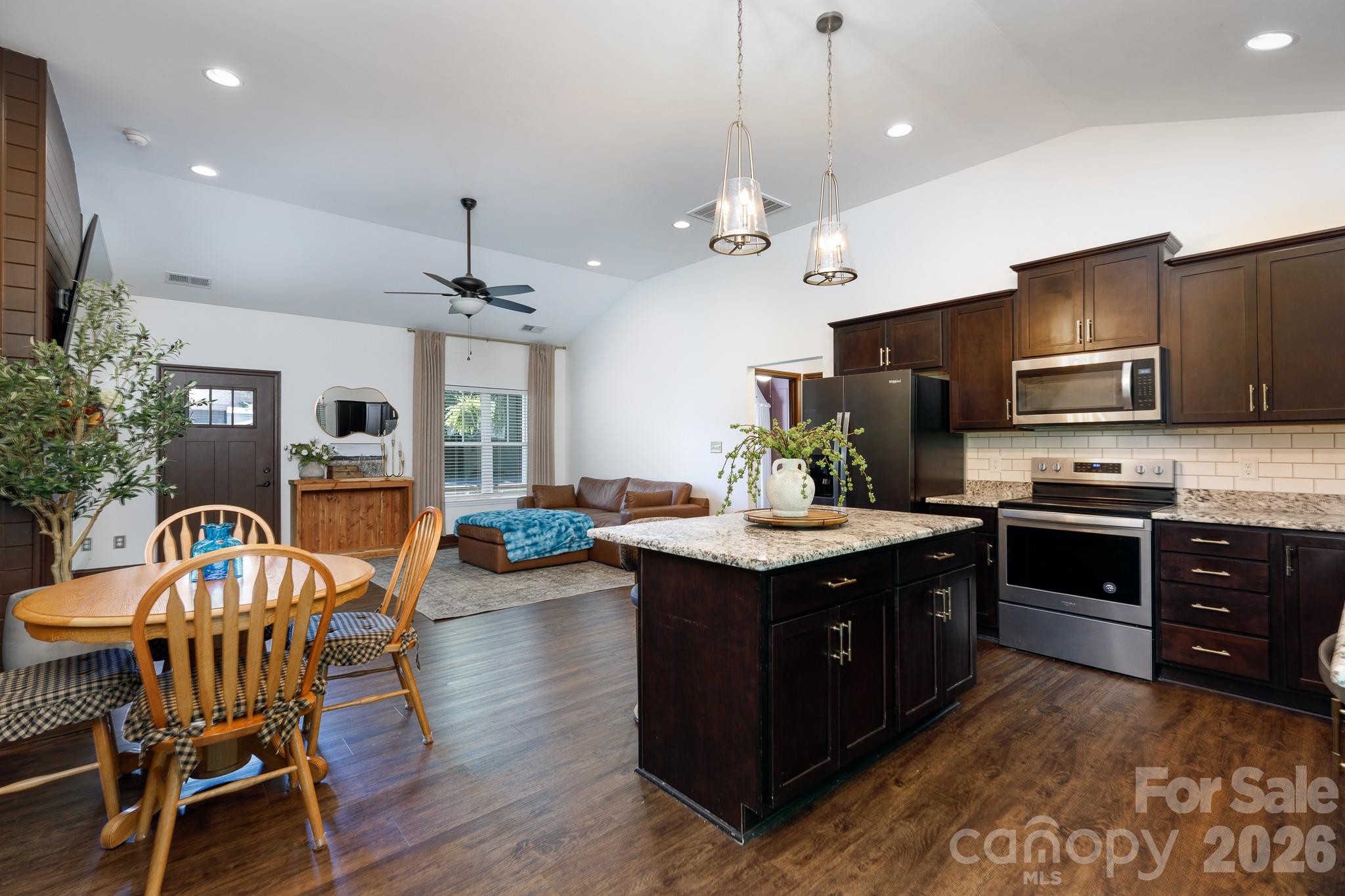 119 Fairmont Street 3 Property Photo 14