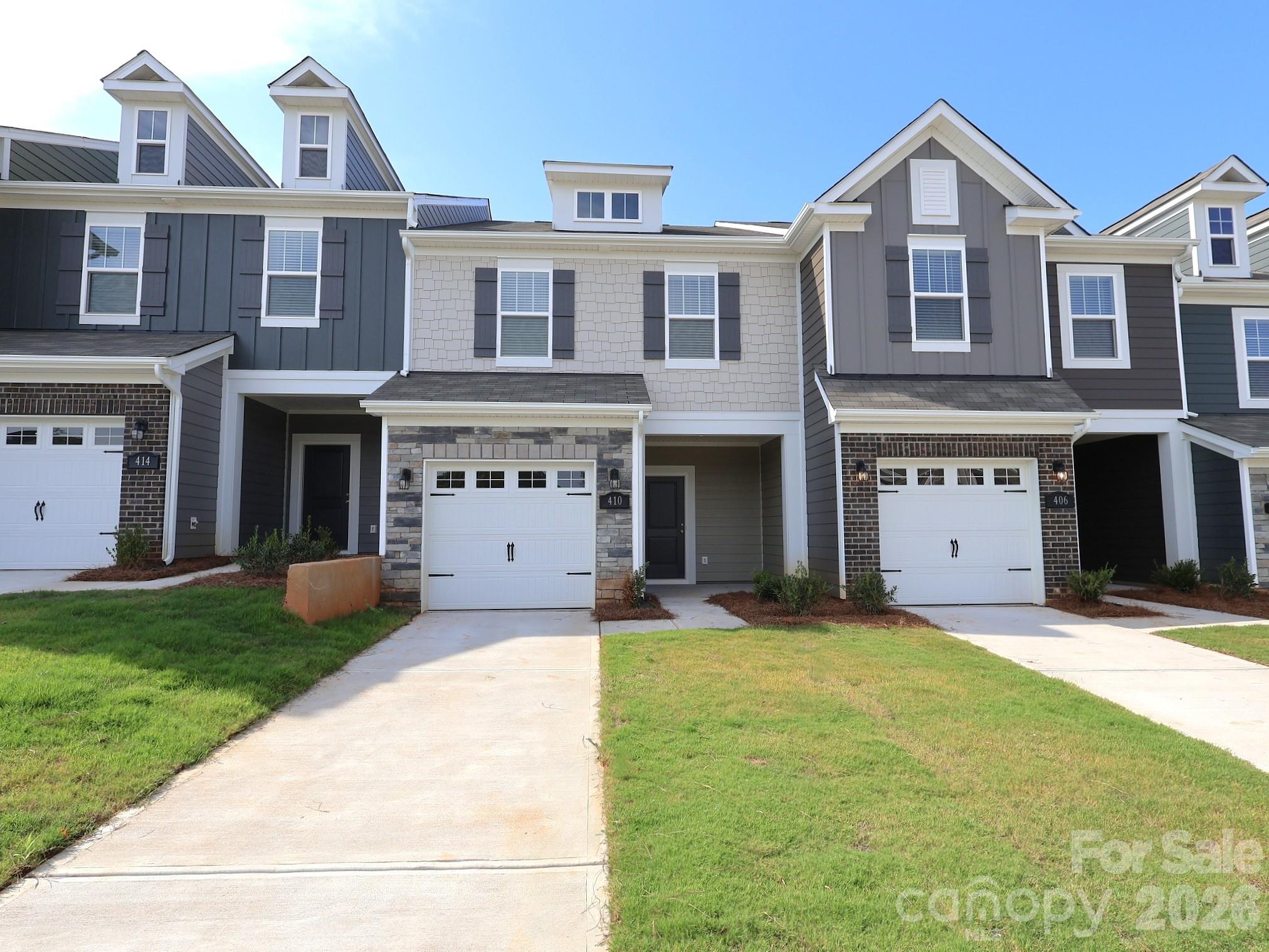 410 Hendley Drive Property Photo 1