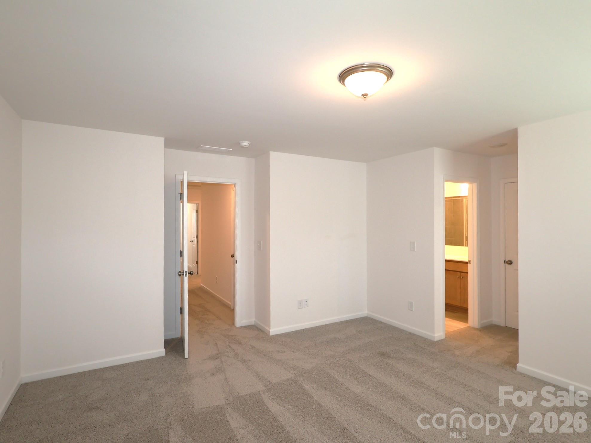 410 Hendley Drive Property Photo 13