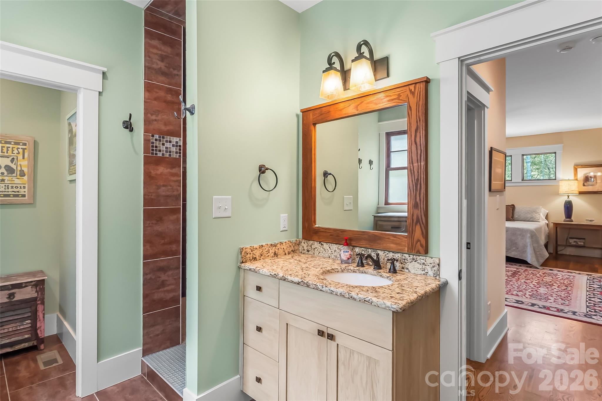 3201 Donahue Drive Property Photo 16
