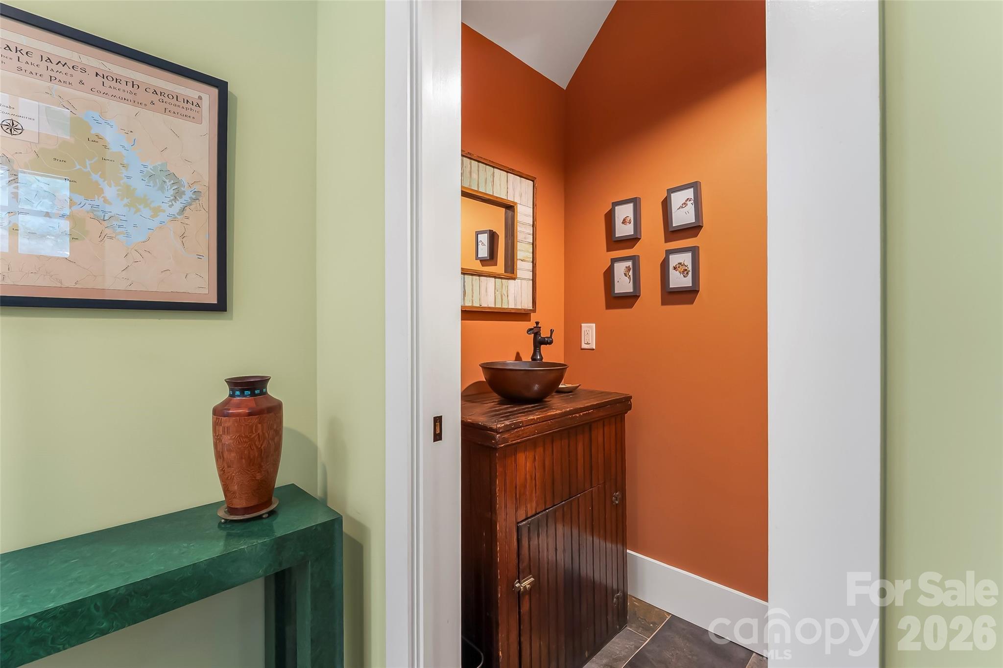 3201 Donahue Drive Property Photo 20