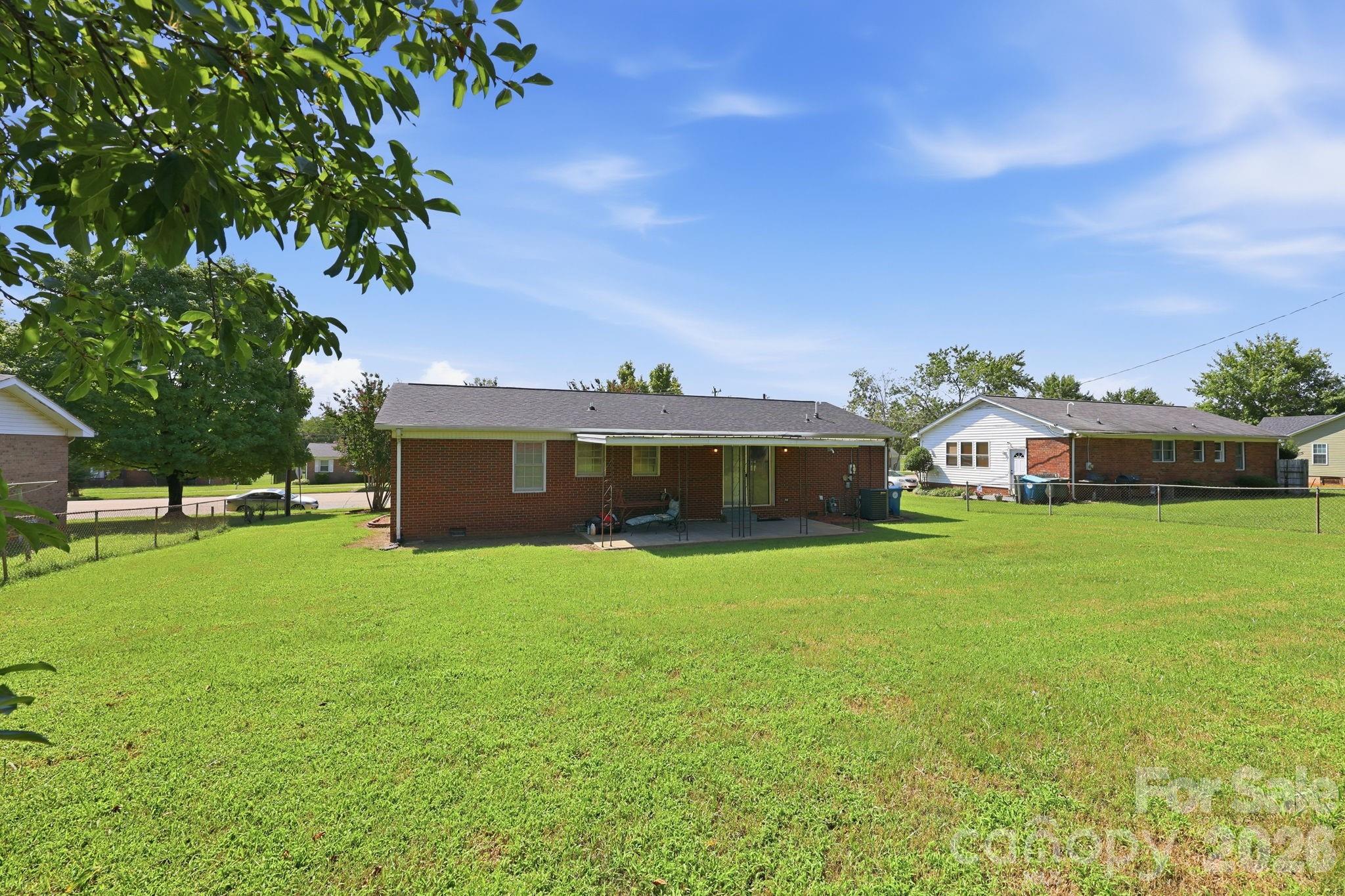 534 S Martin Luther King Jr Avenue Property Photo 43