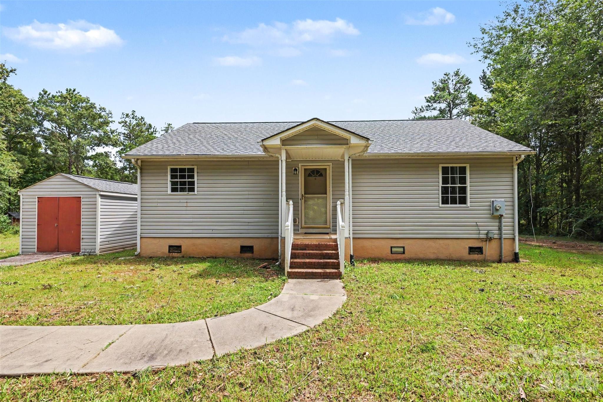 1646 Joe Caldwell Road Property Photo 1
