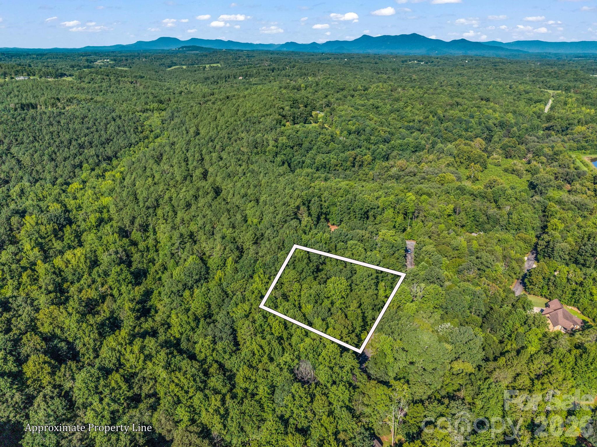 000 Rambling Creek Road Property Photo 2