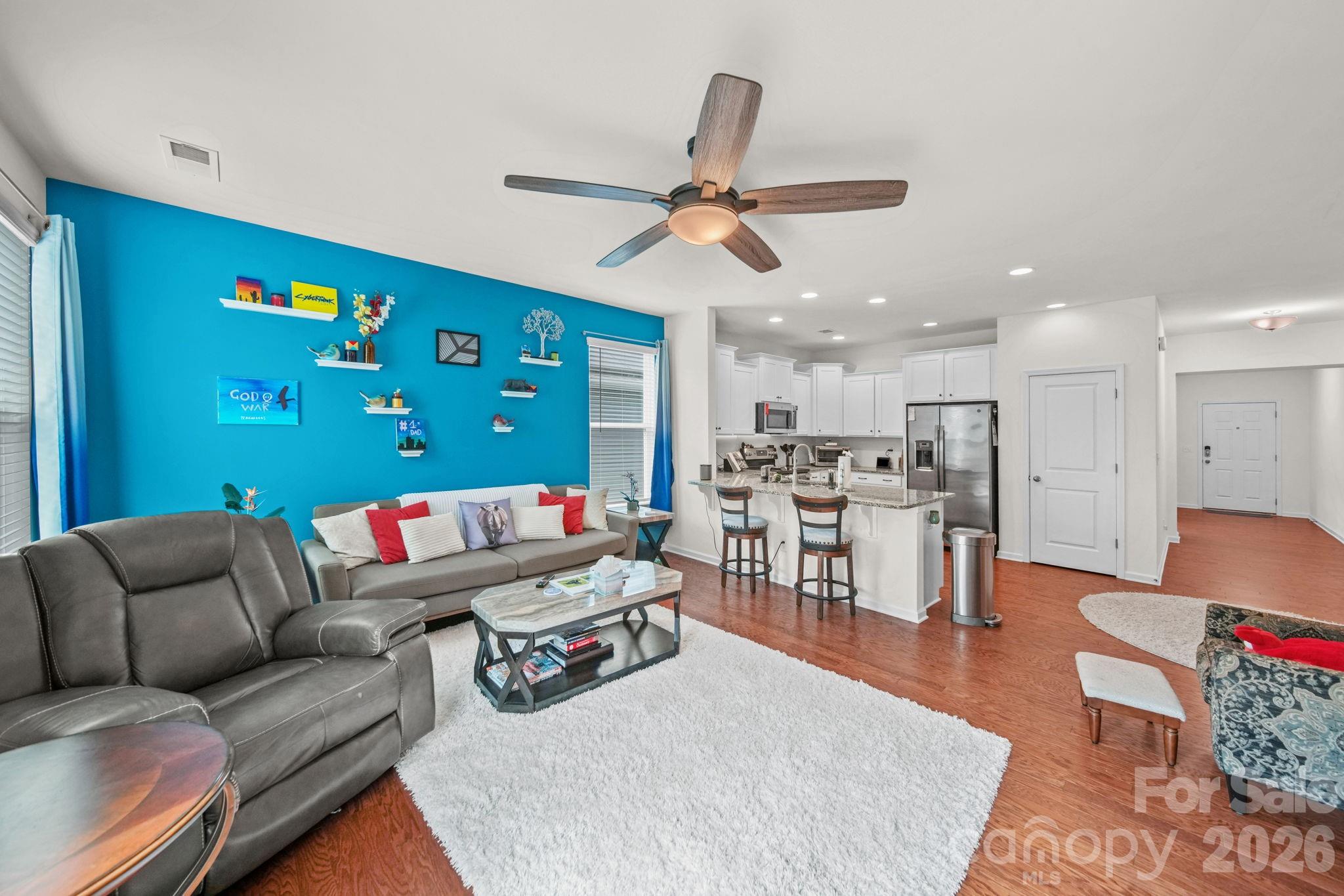 7203 Chrysanthemum Road Property Photo 12