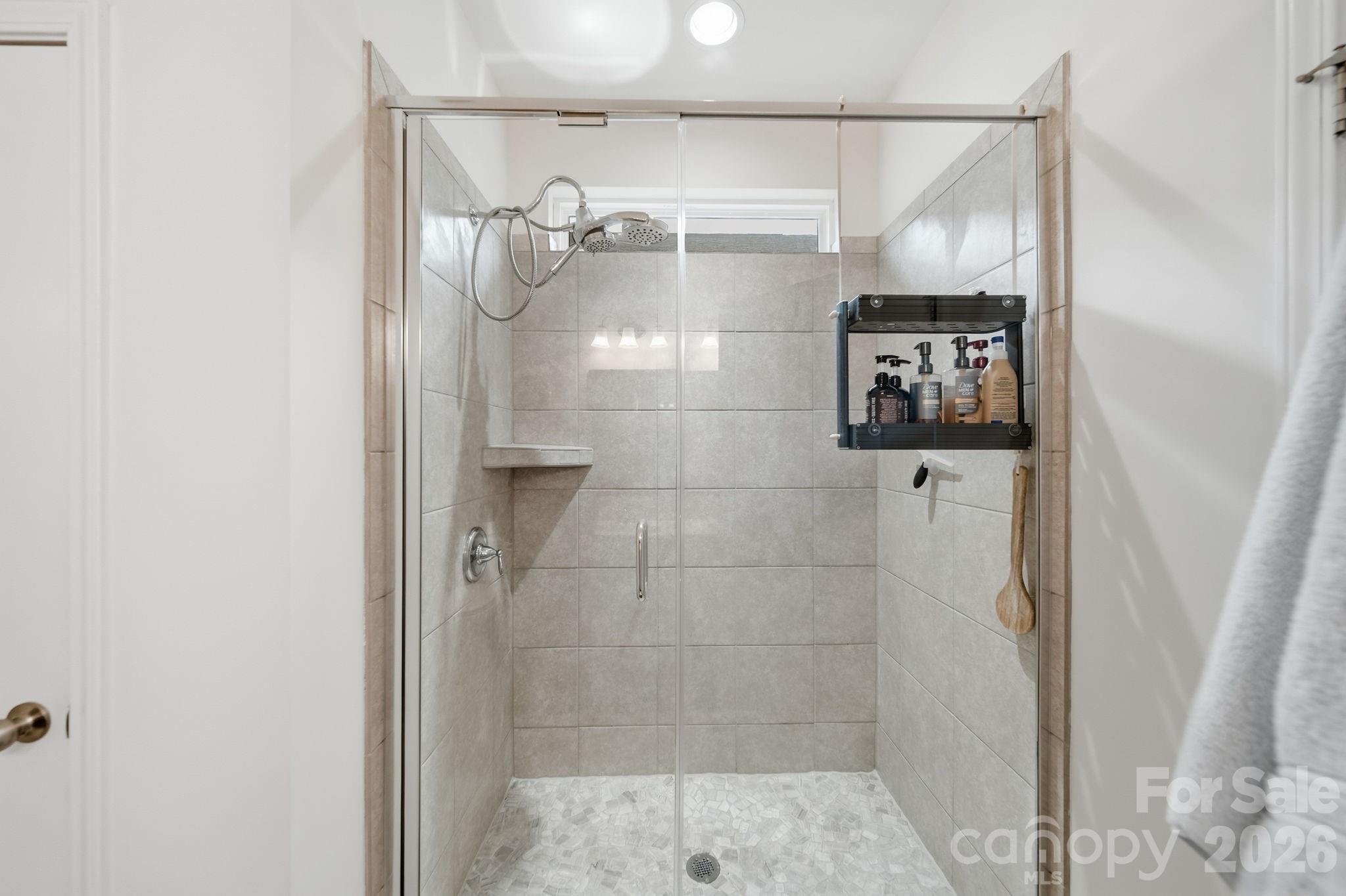 7203 Chrysanthemum Road Property Photo 17