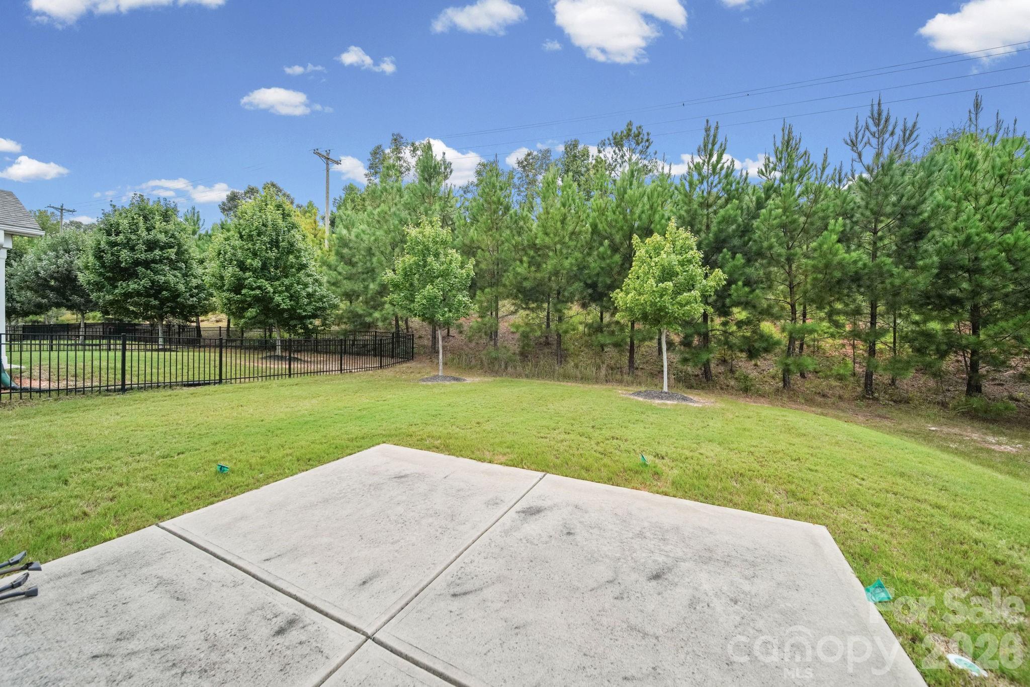 7203 Chrysanthemum Road Property Photo 24