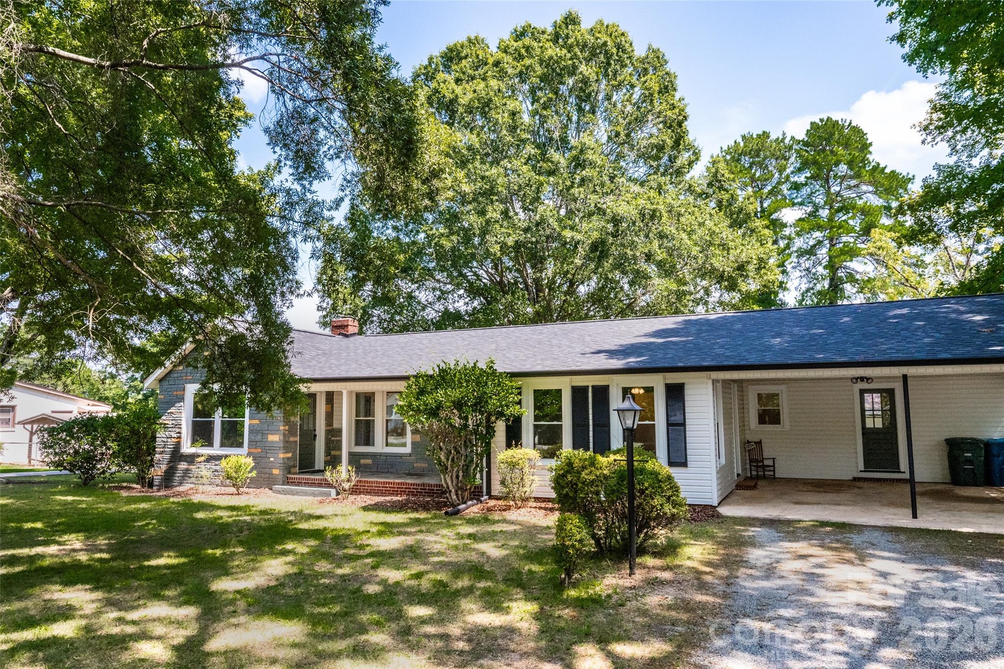 1224 Glenwood Avenue Property Photo 3