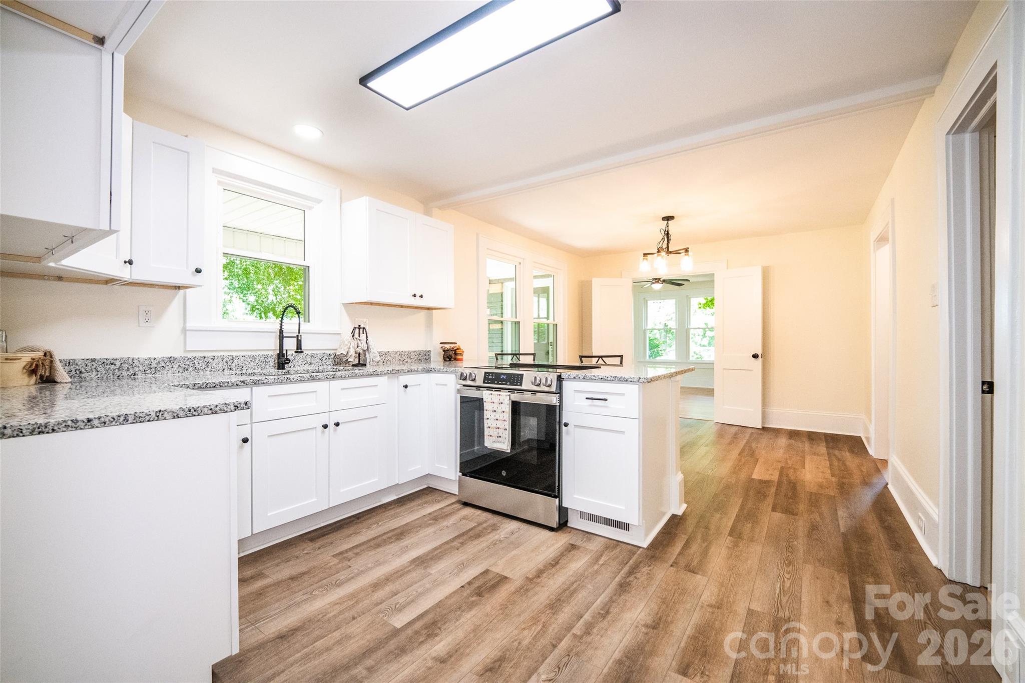 1224 Glenwood Avenue Property Photo 10