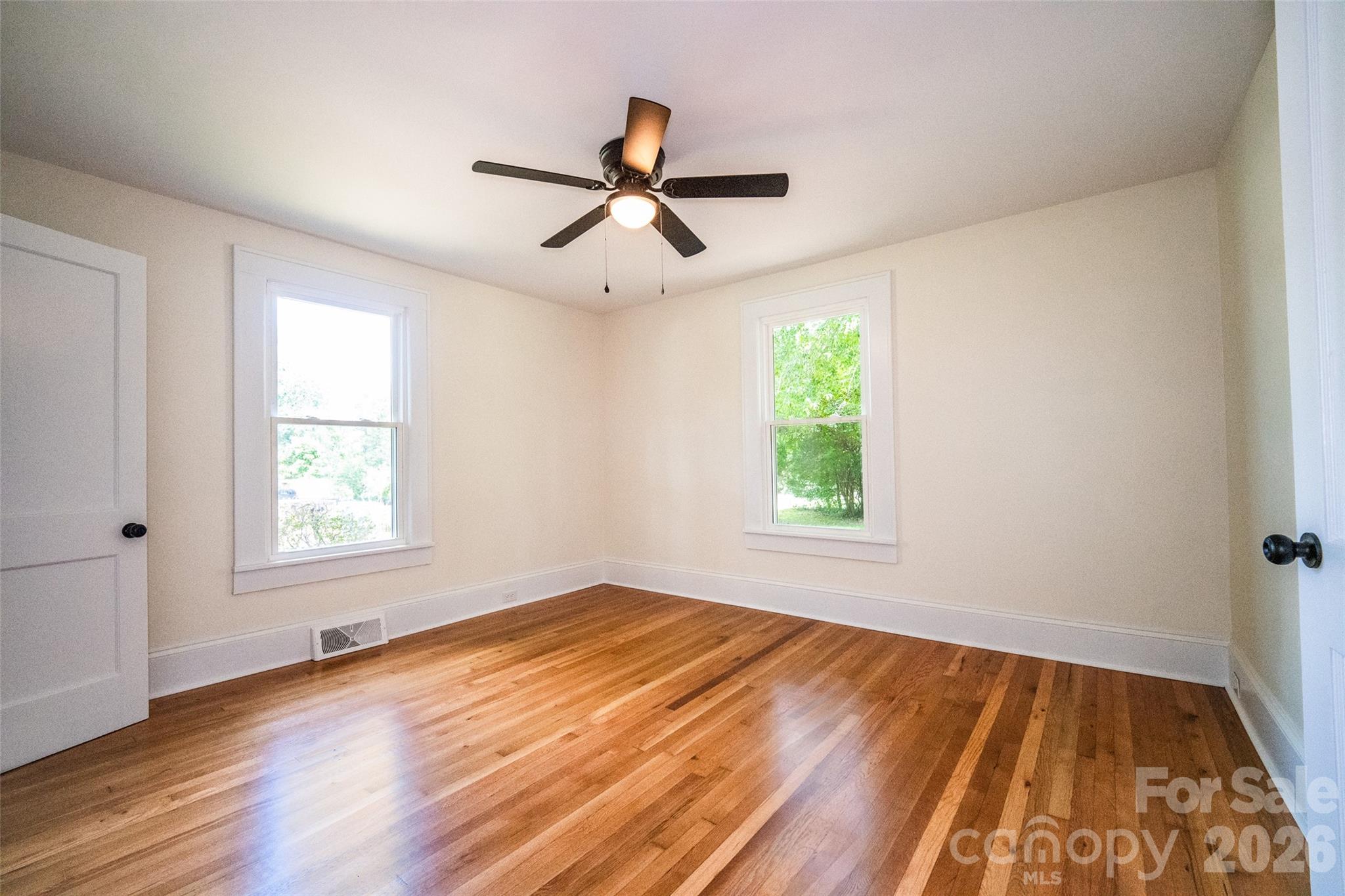 1224 Glenwood Avenue Property Photo 18