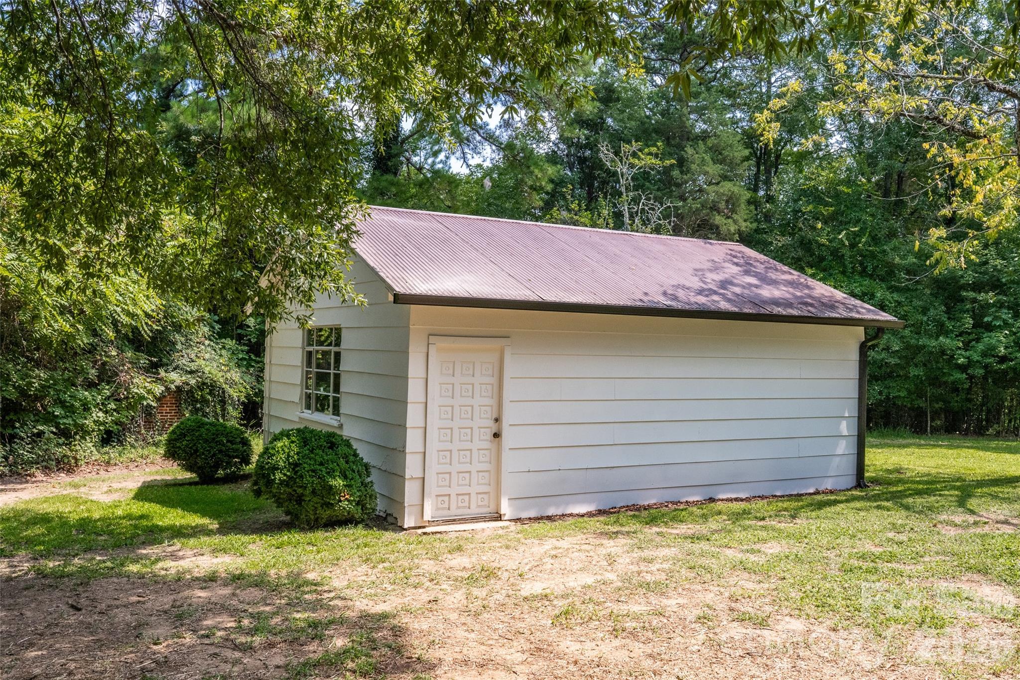 1224 Glenwood Avenue Property Photo 37