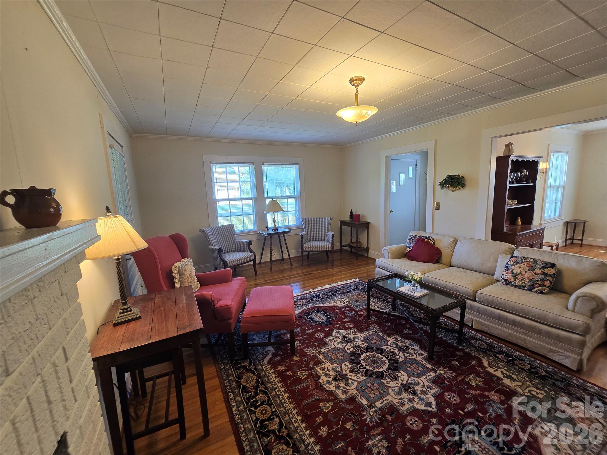 181 Williamson Street Property Photo 4