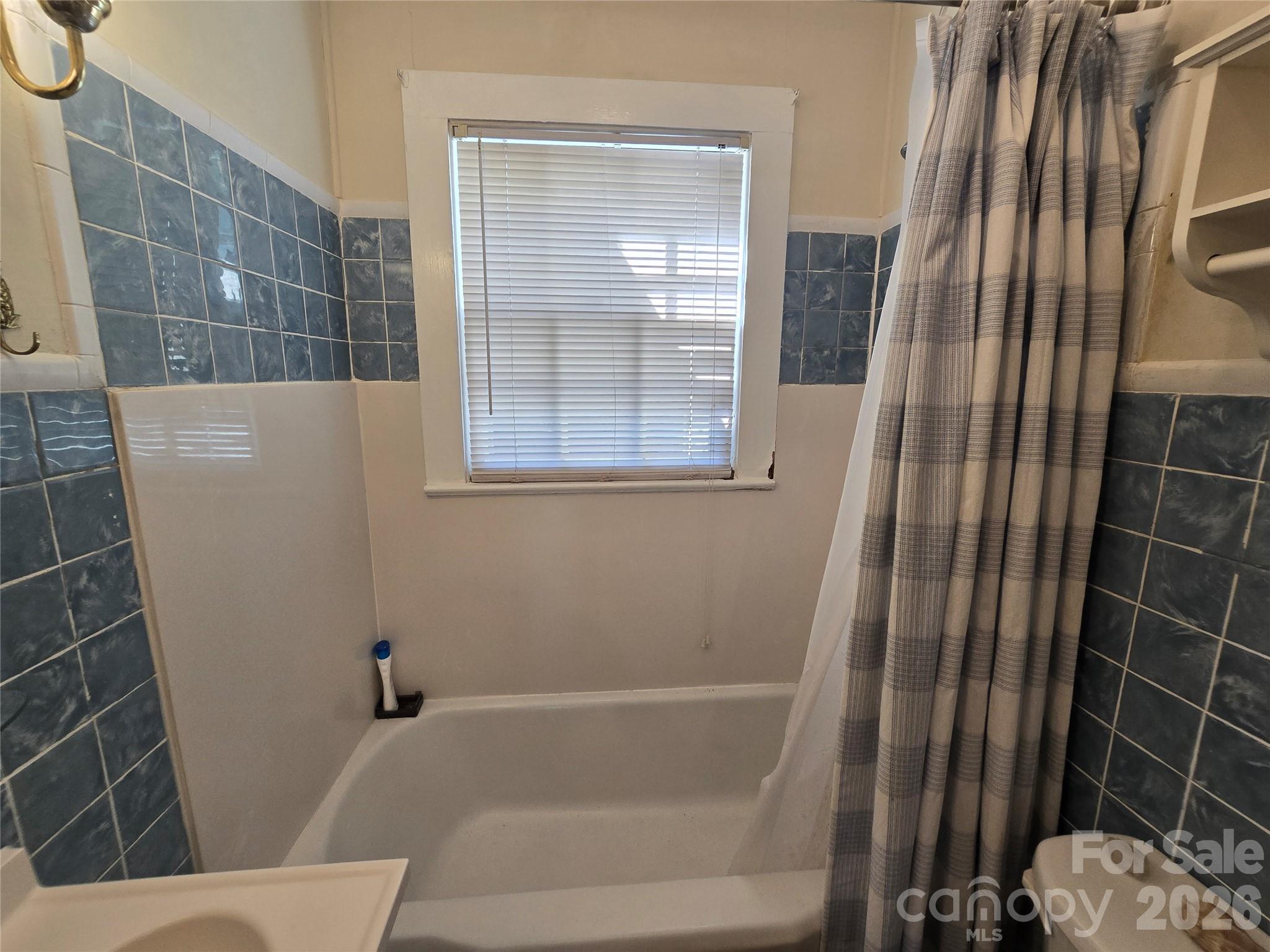 181 Williamson Street Property Photo 17