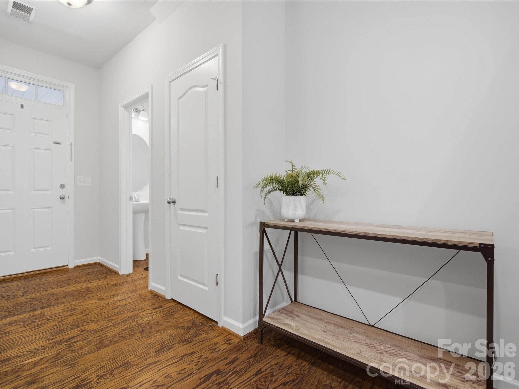 7020 Swamp Chestnut Lane Property Photo 3