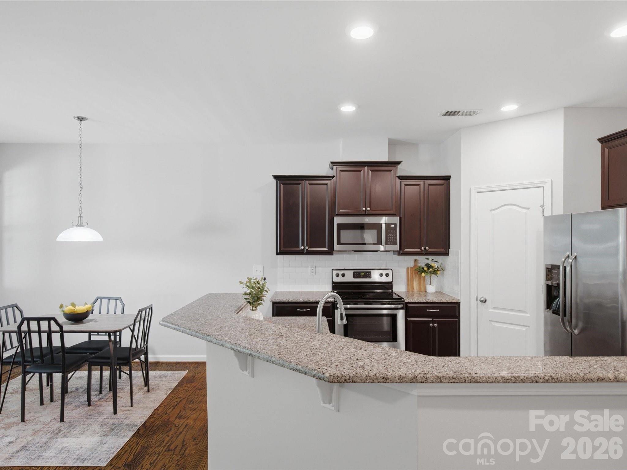 7020 Swamp Chestnut Lane Property Photo 10