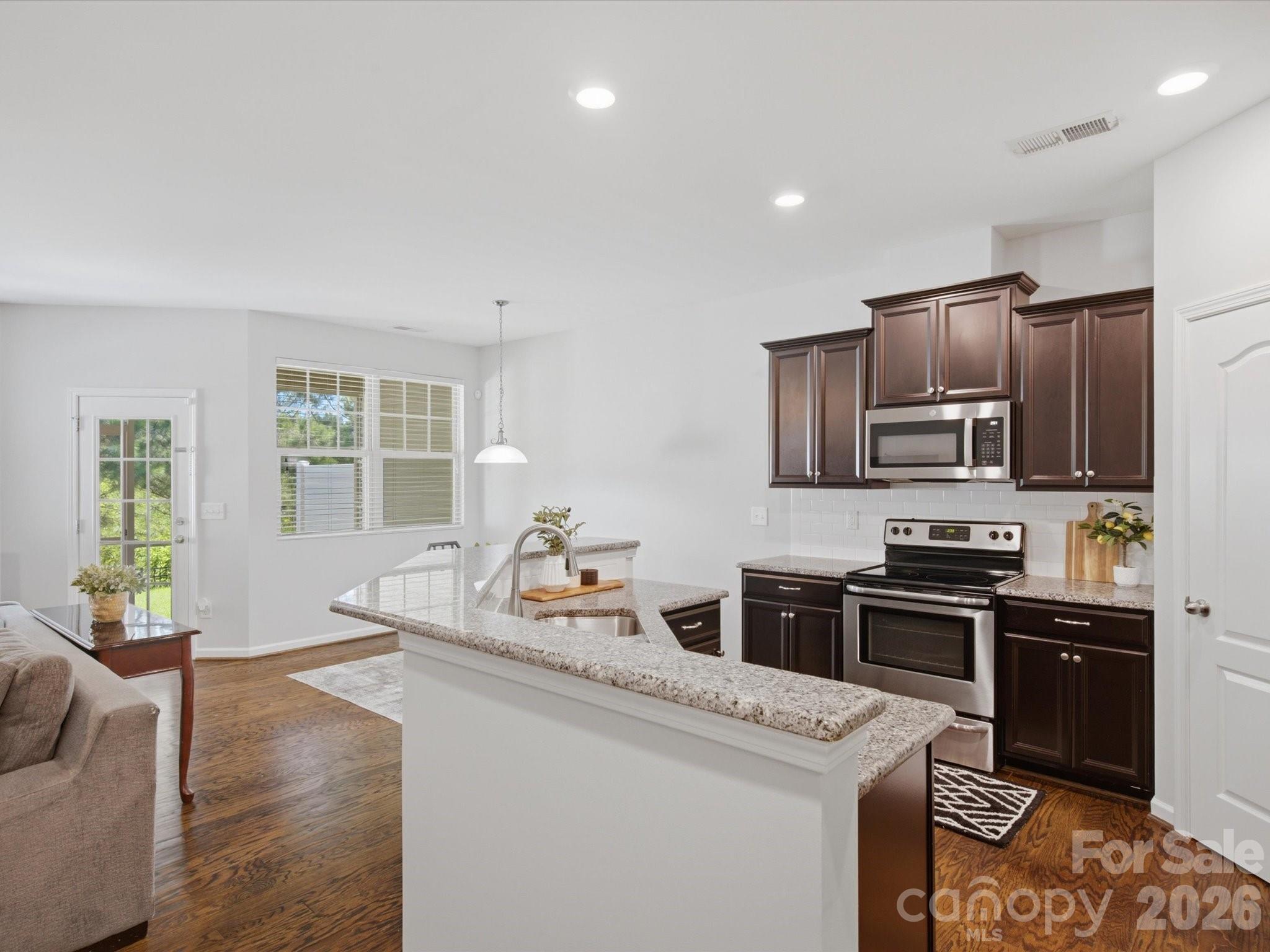 7020 Swamp Chestnut Lane Property Photo 11