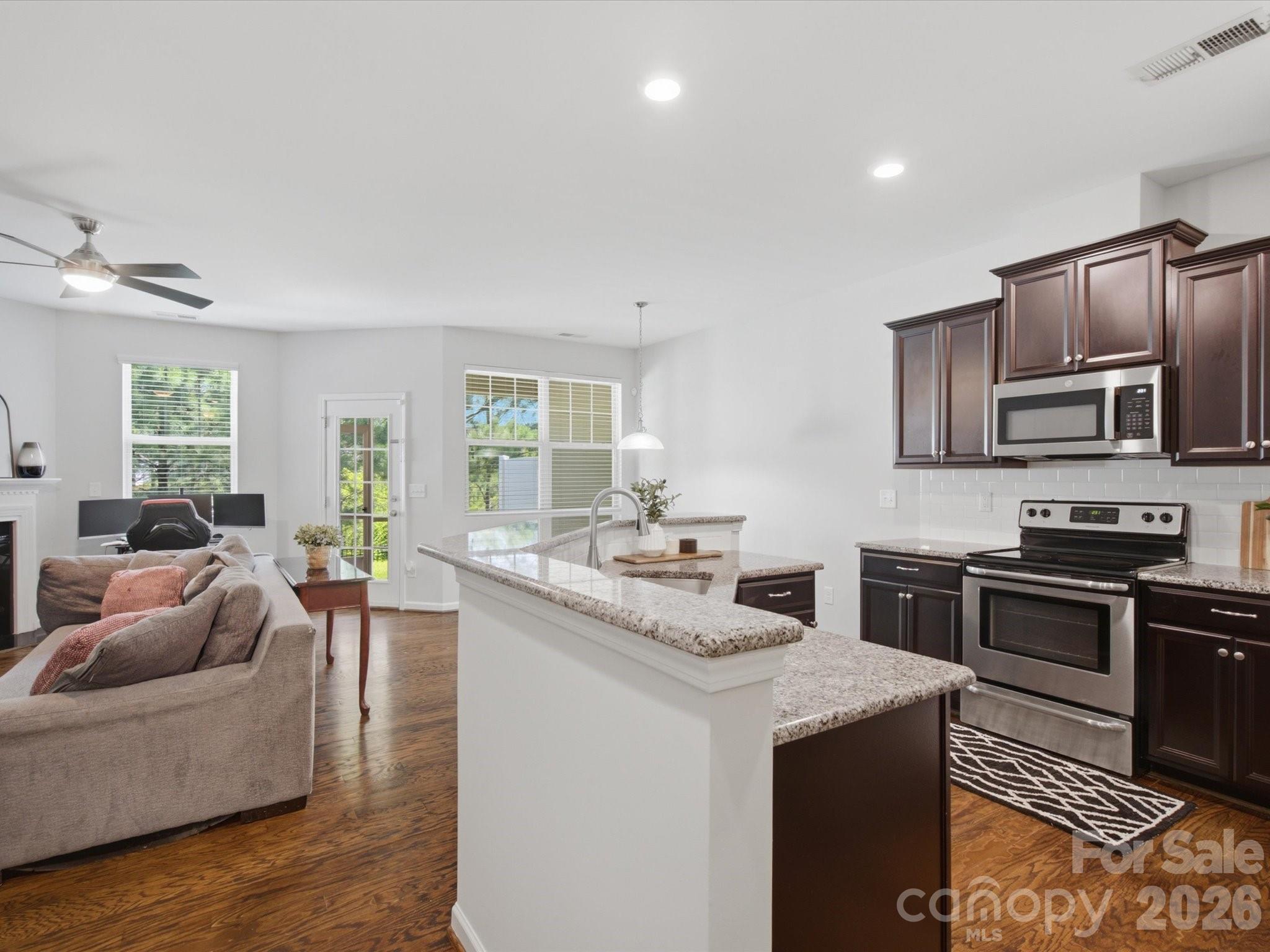 7020 Swamp Chestnut Lane Property Photo 12
