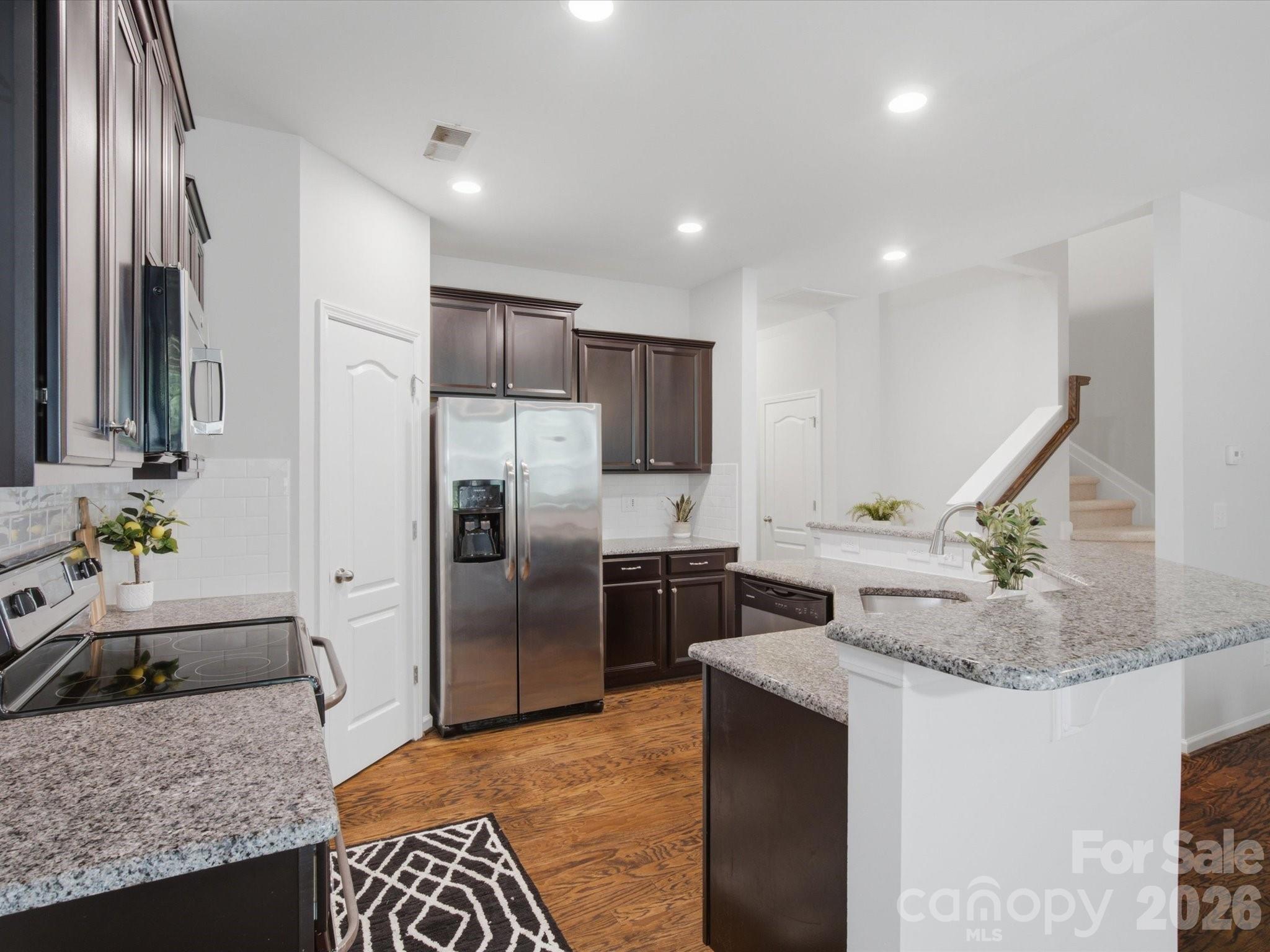 7020 Swamp Chestnut Lane Property Photo 15