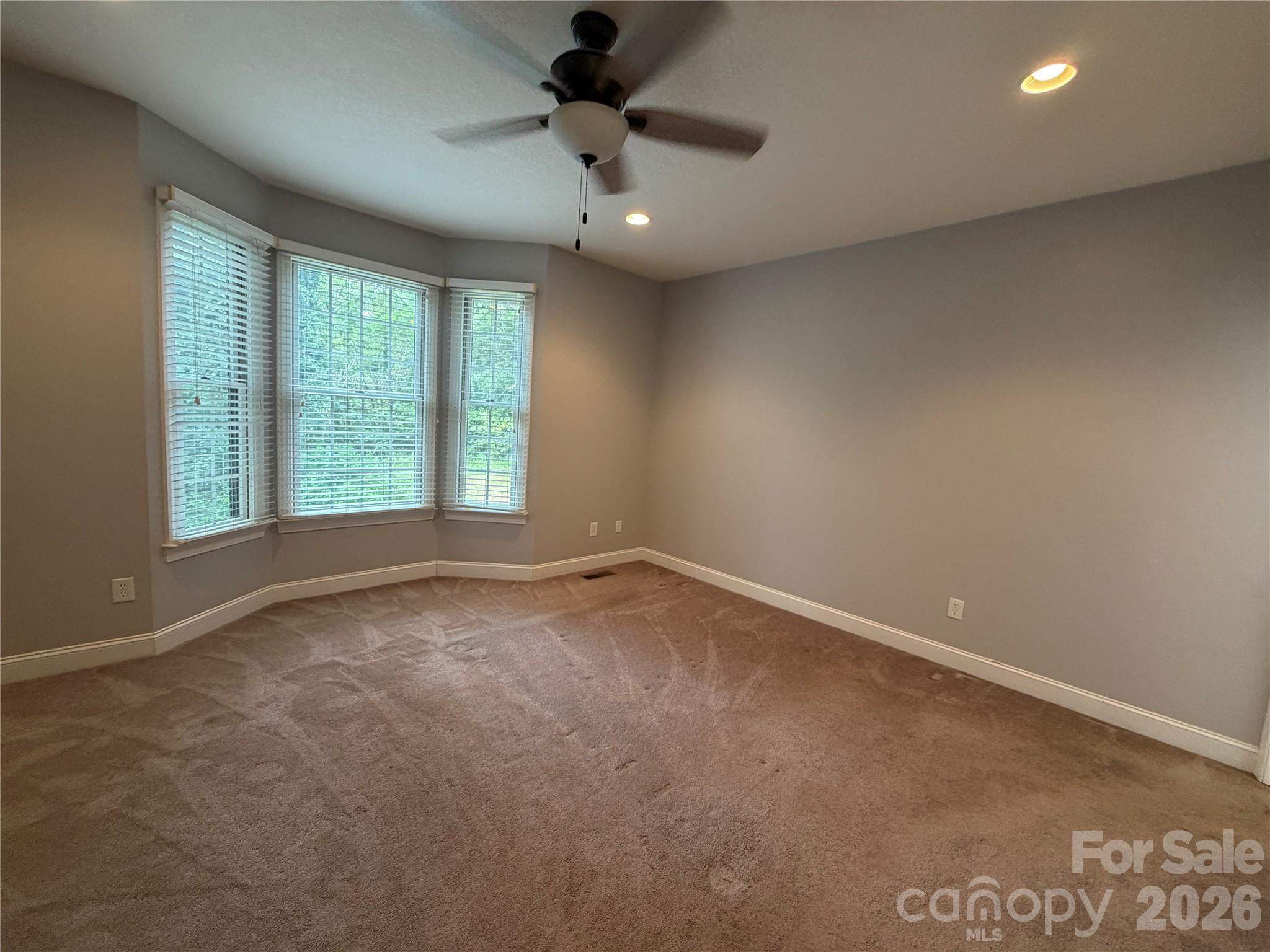 11 Jupiter Hills Drive Property Photo 36