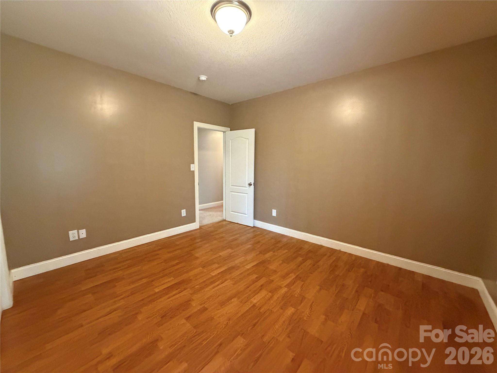 11 Jupiter Hills Drive Property Photo 45