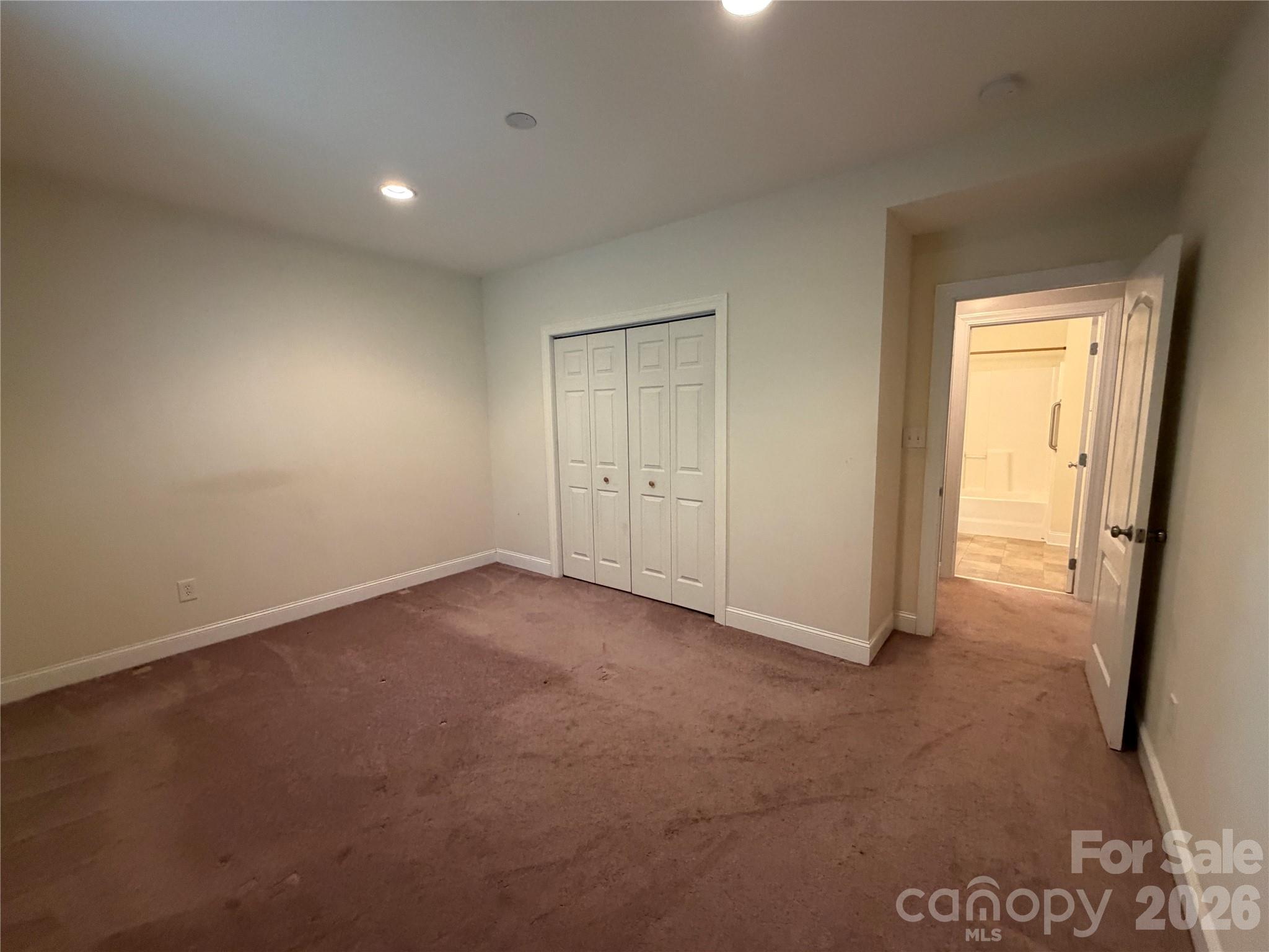 11 Jupiter Hills Drive Property Photo 47