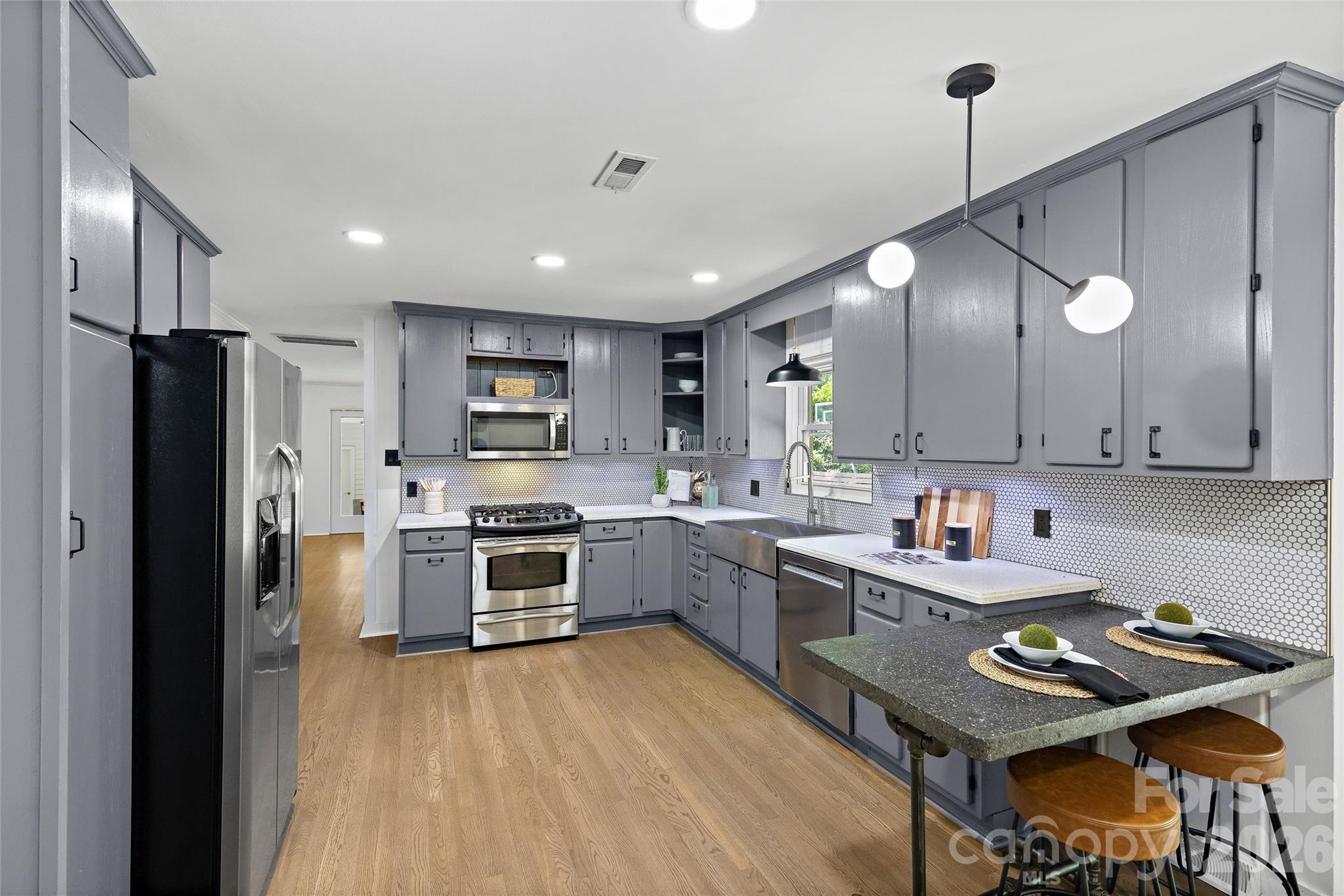 1222 Burtonwood Circle Property Photo 14