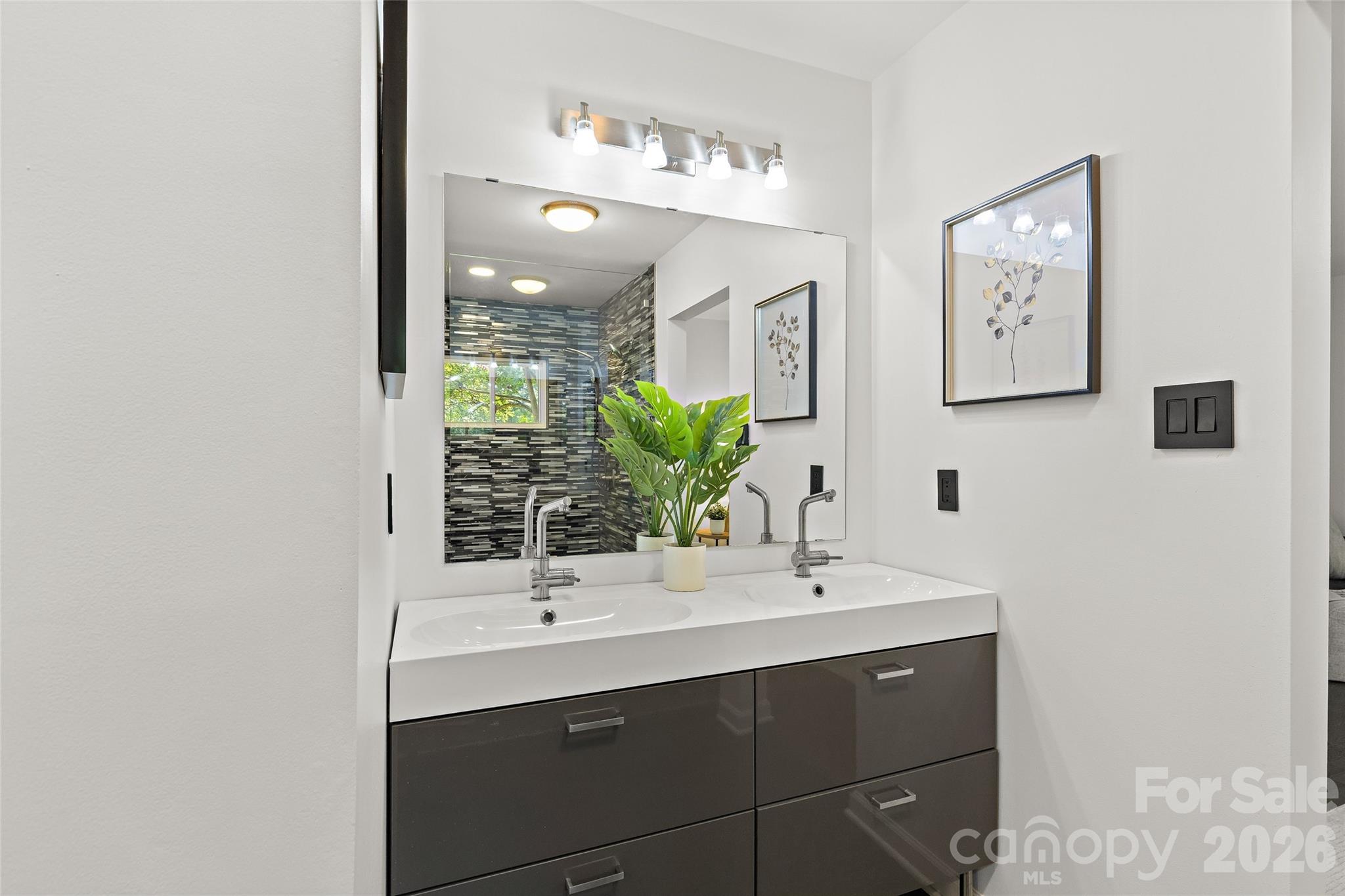 1222 Burtonwood Circle Property Photo 23