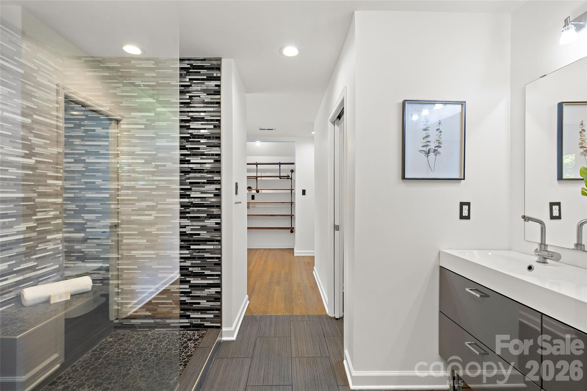 1222 Burtonwood Circle Property Photo 24