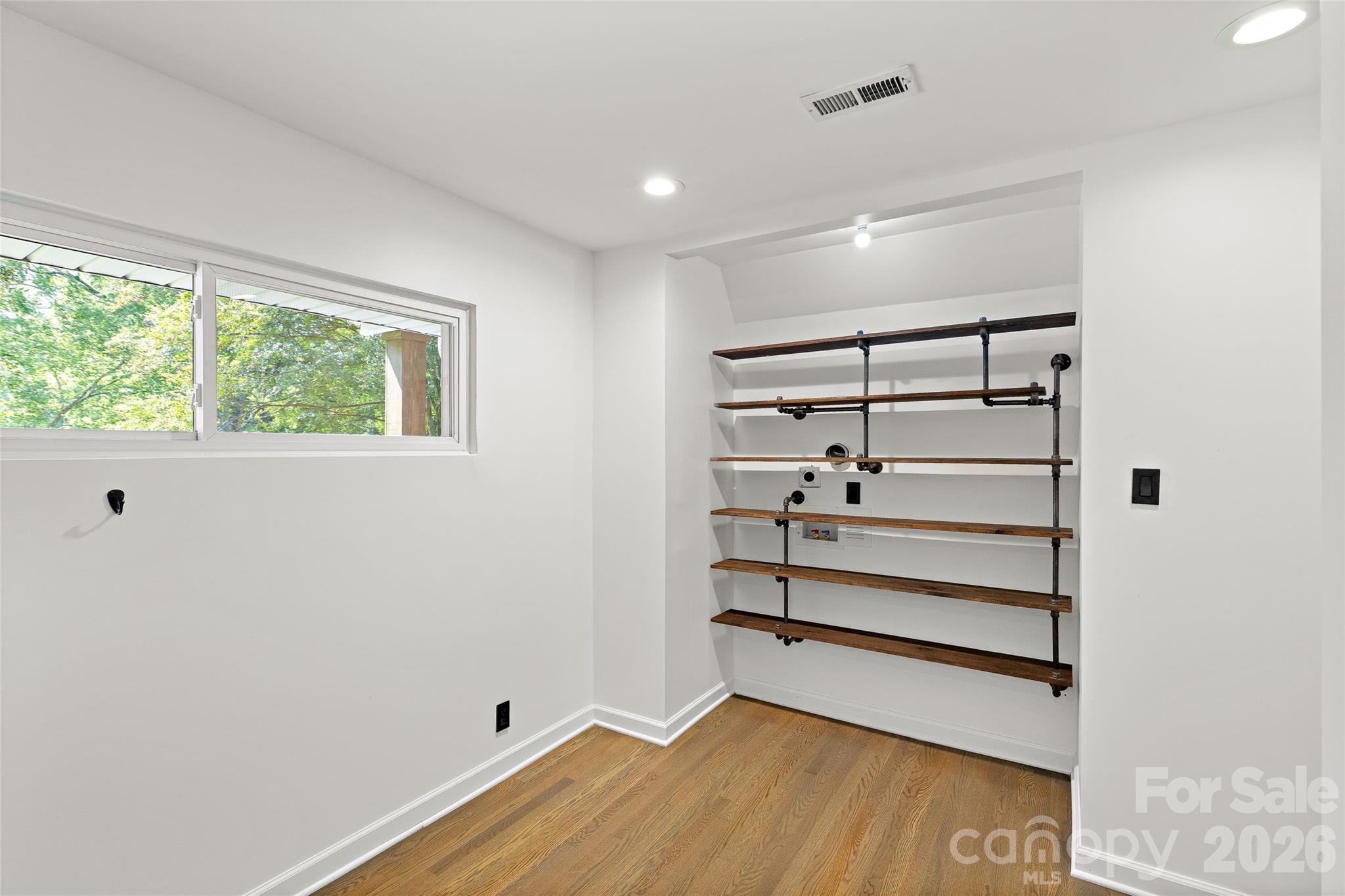 1222 Burtonwood Circle Property Photo 28