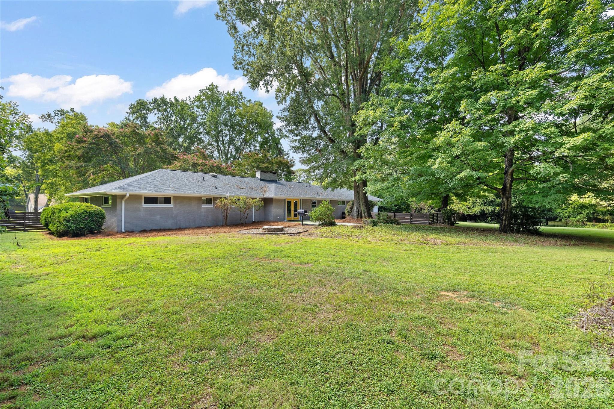 1222 Burtonwood Circle Property Photo 40
