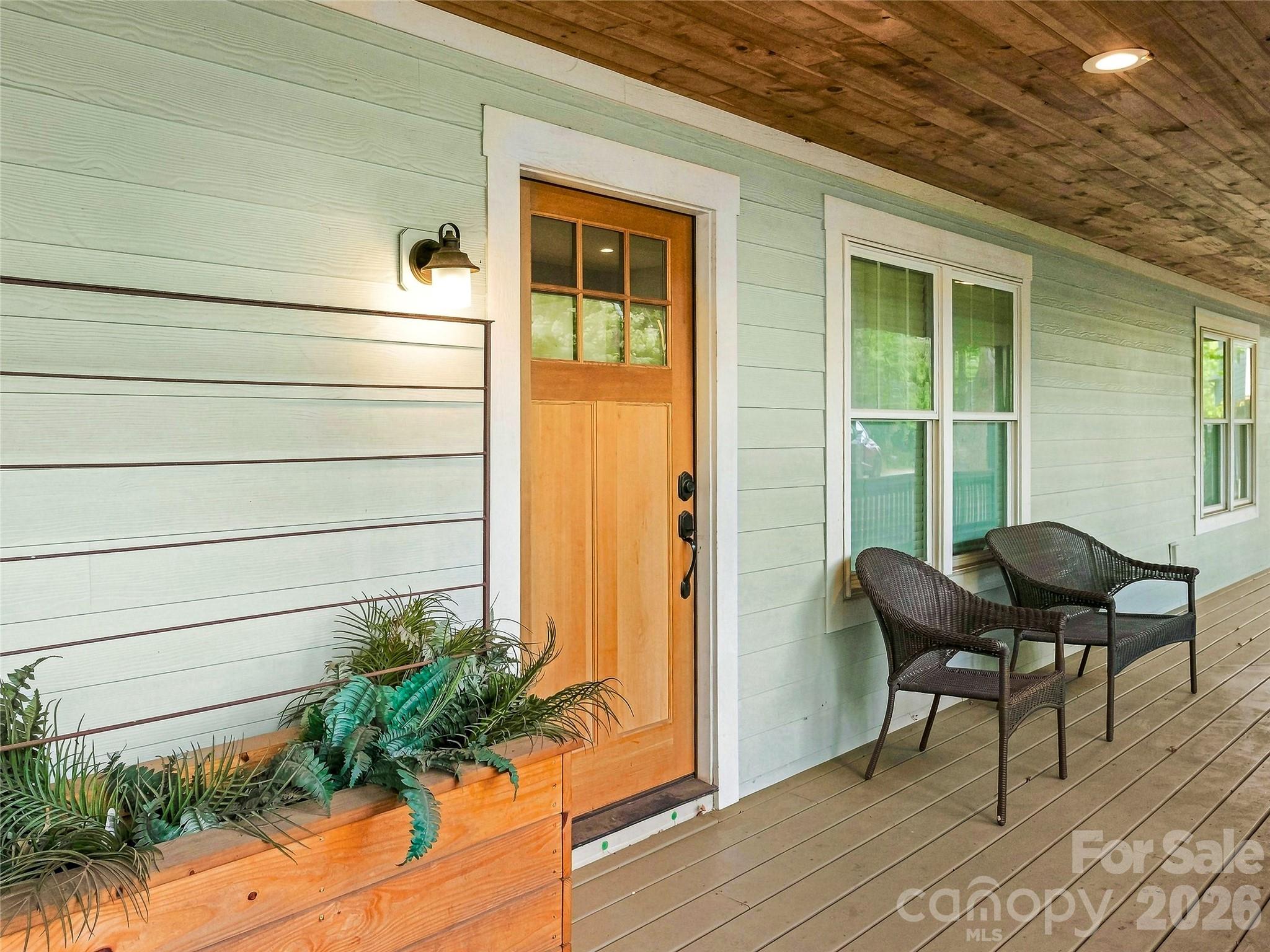 141 Courtland Avenue 2 Property Photo 4